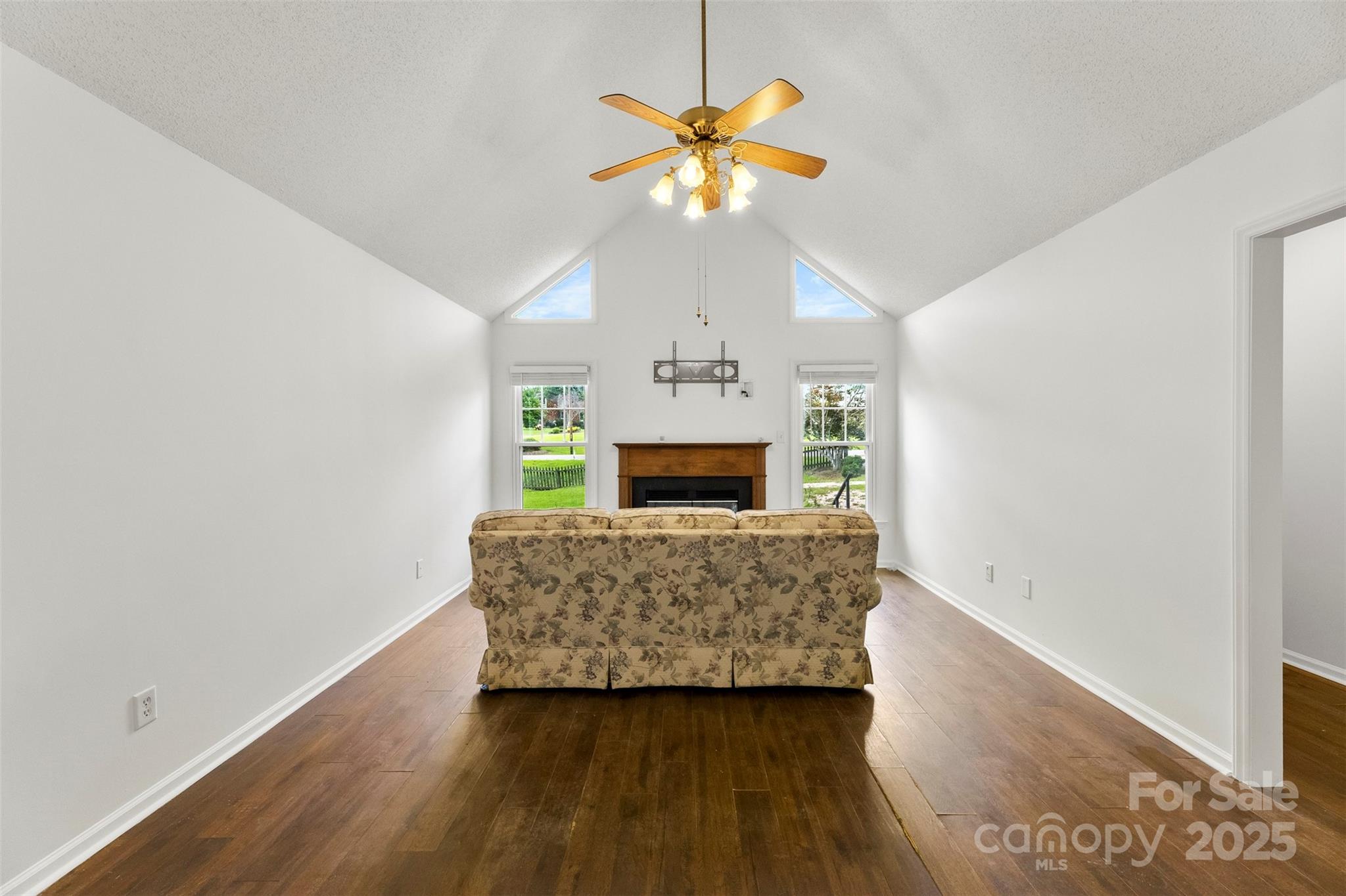 117 S Enochville Avenue — Kannapolis