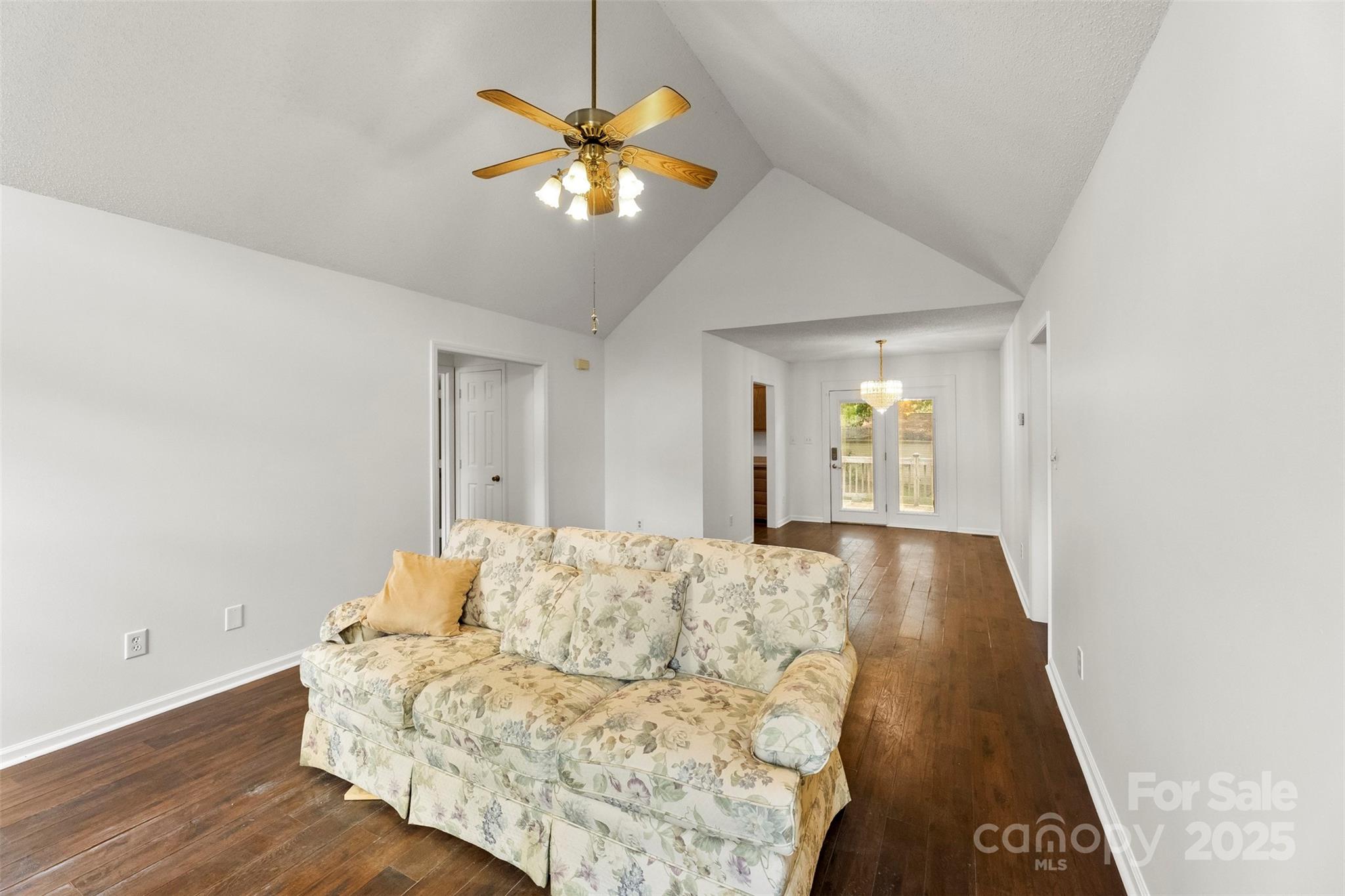 117 S Enochville Avenue — Kannapolis