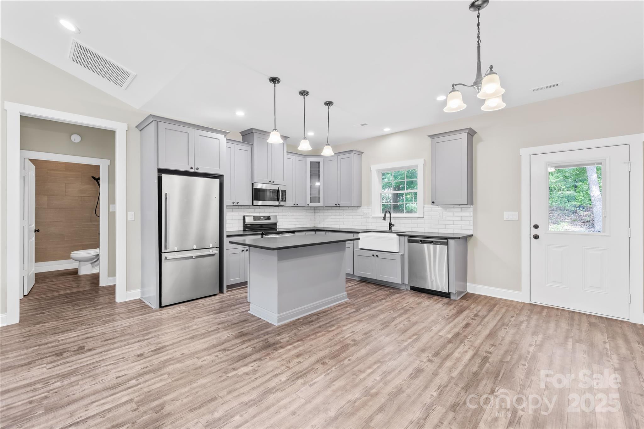 1029 Hunter Valley Road — Shelby