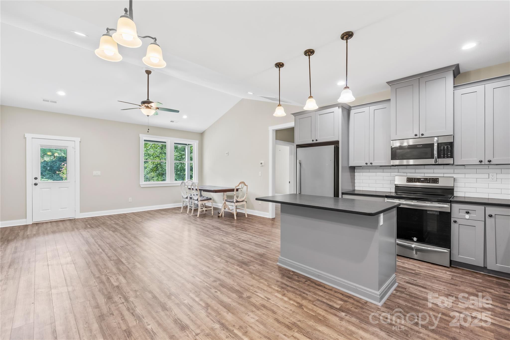 1029 Hunter Valley Road — Shelby