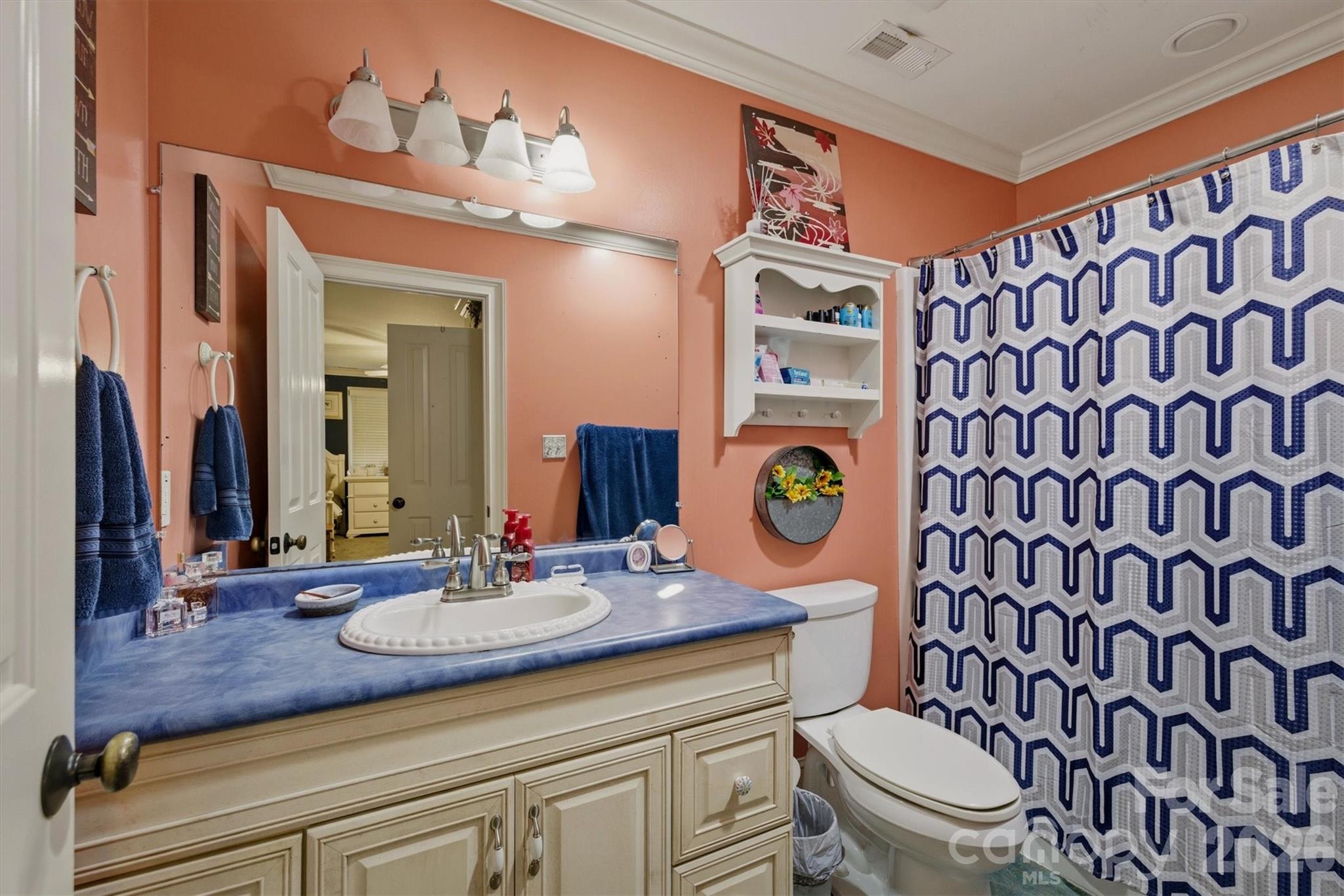 303 Constitution Drive — Morganton