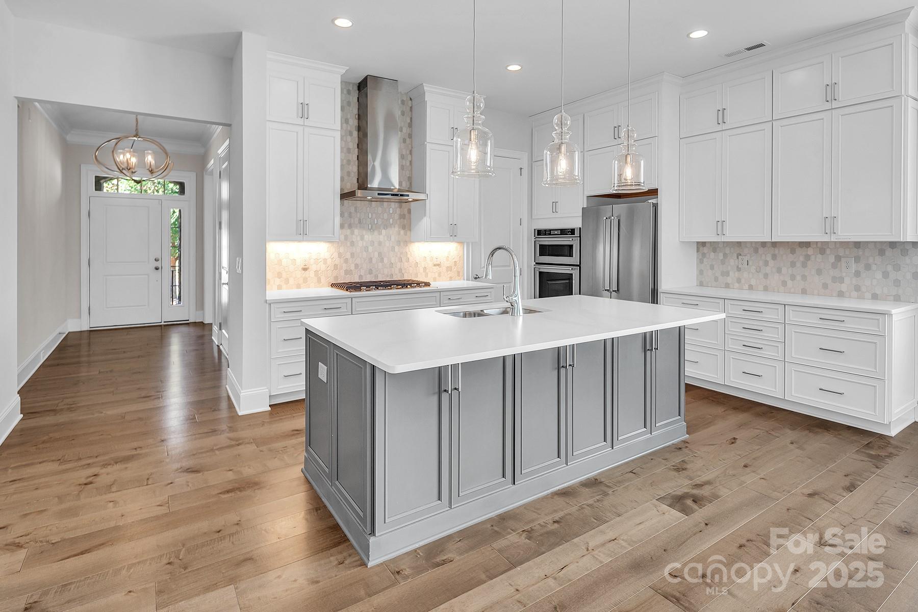 14008 Little Spring Court — Charlotte