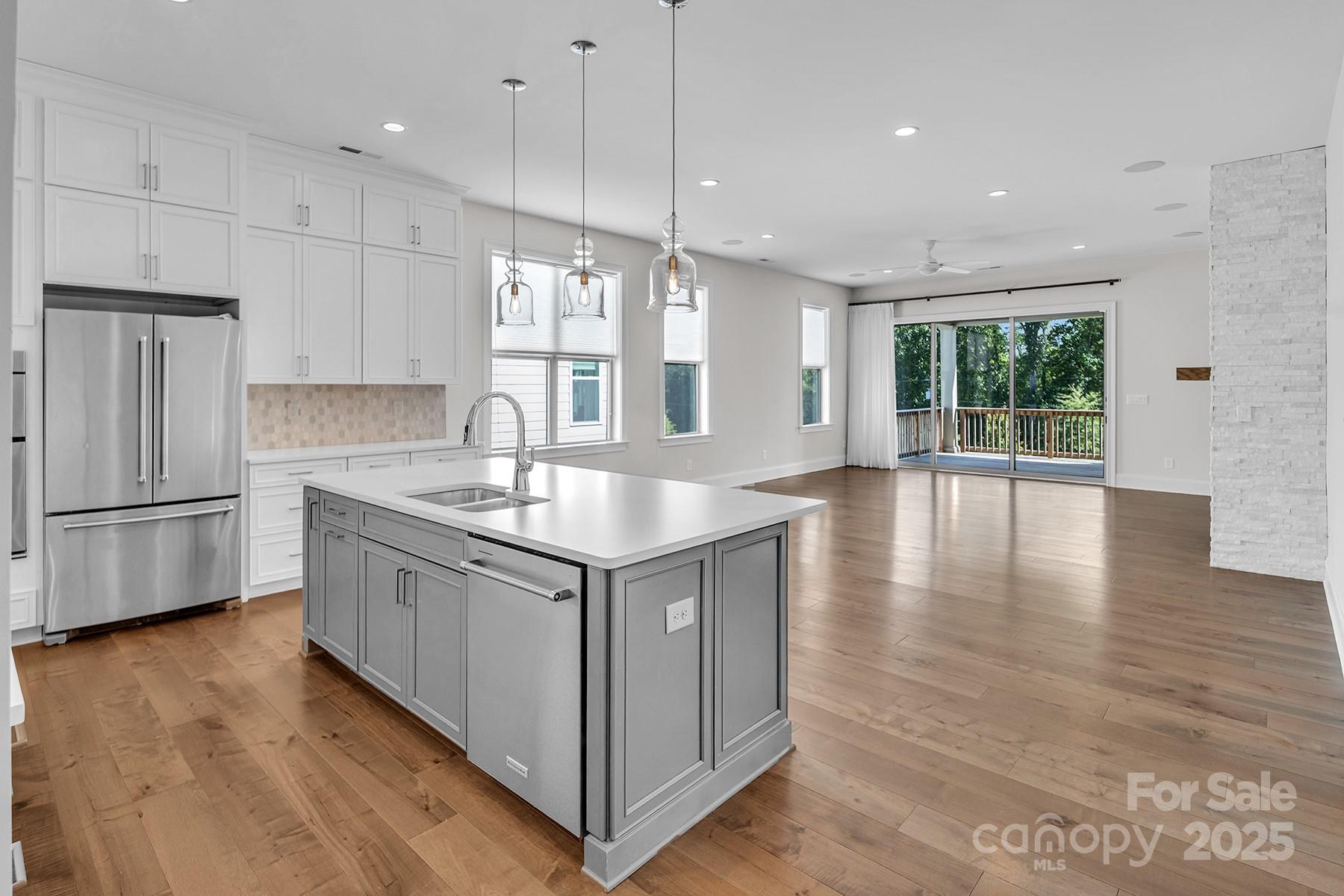 14008 Little Spring Court — Charlotte