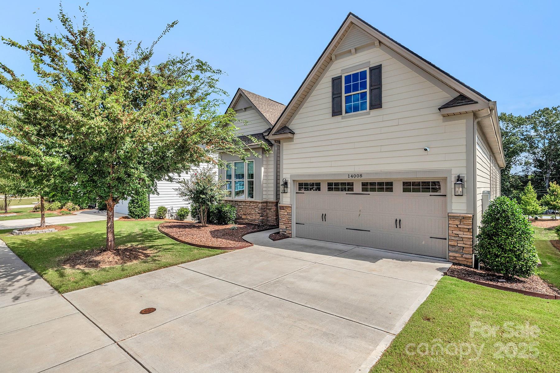 14008 Little Spring Court — Charlotte