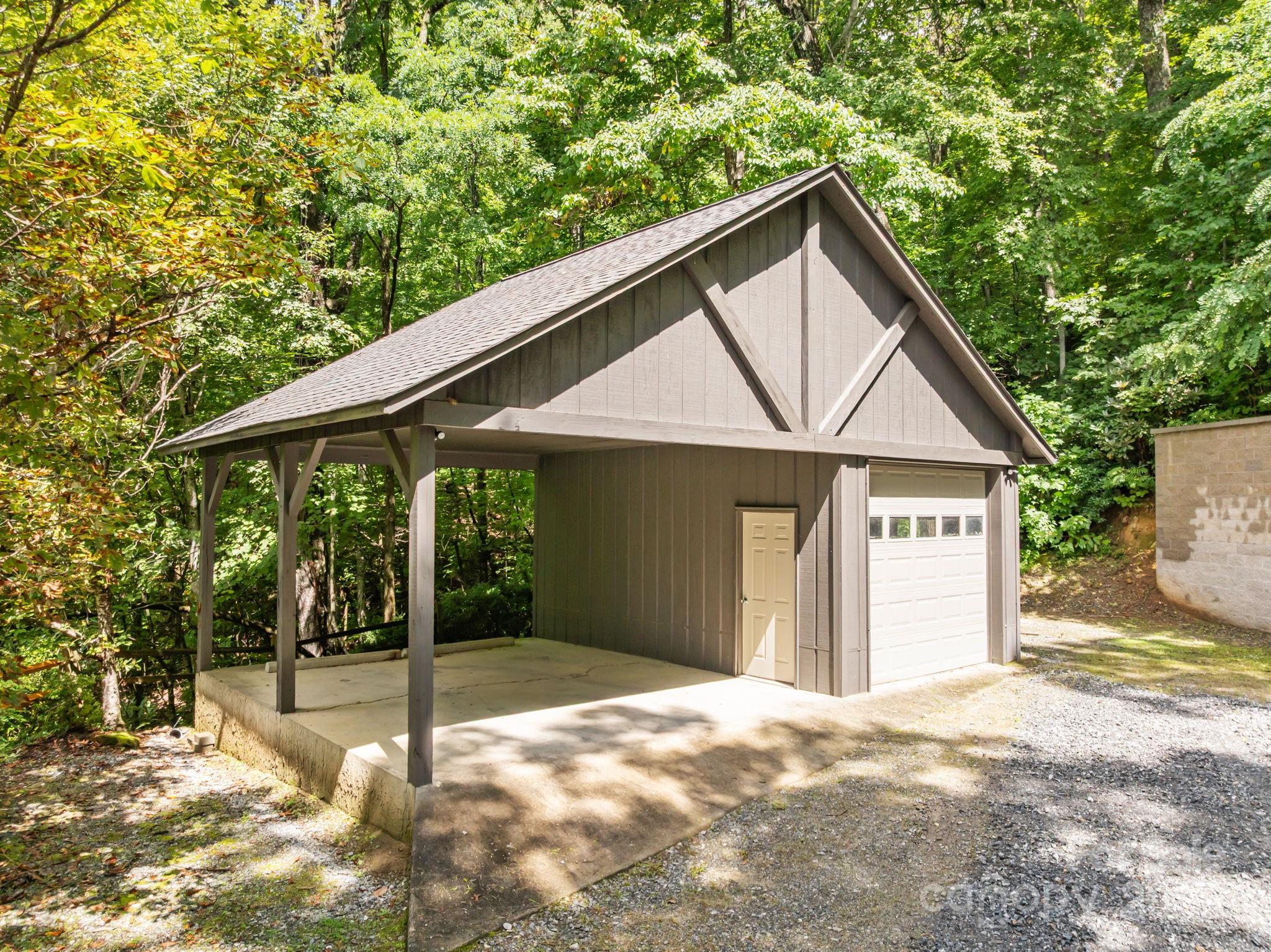 670 Barber Road — Zirconia