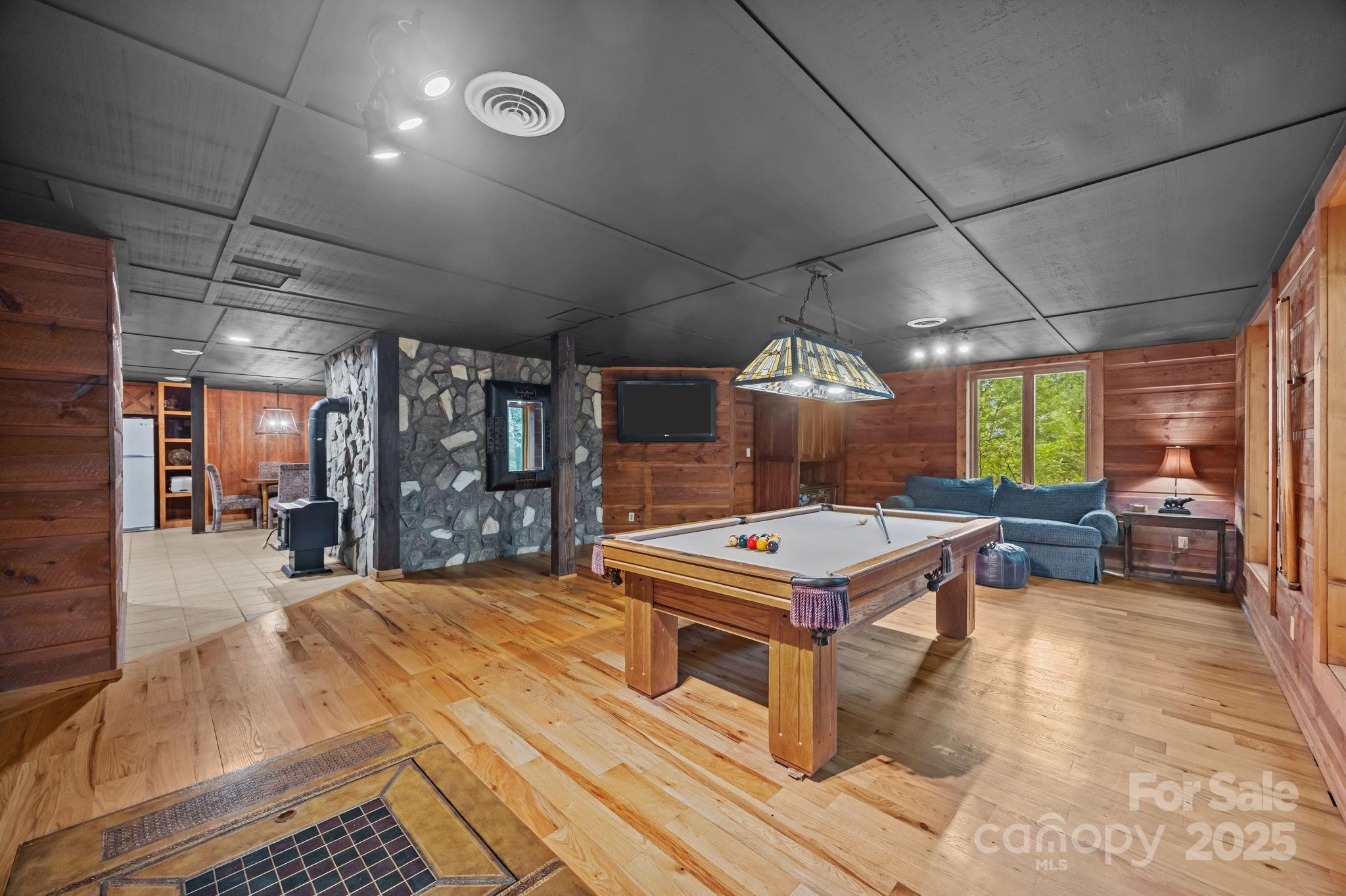 670 Barber Road — Zirconia