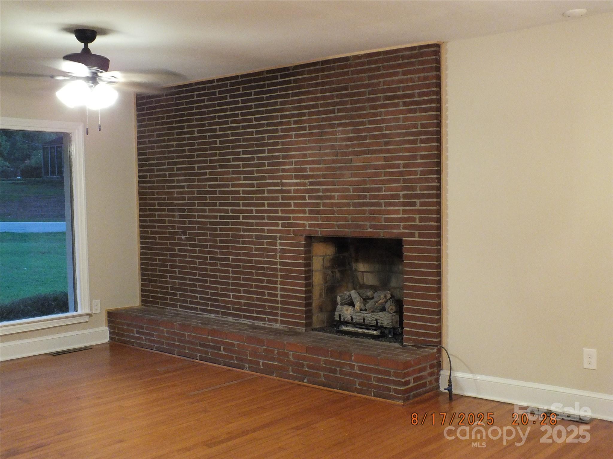 414 Springs Street — Lancaster