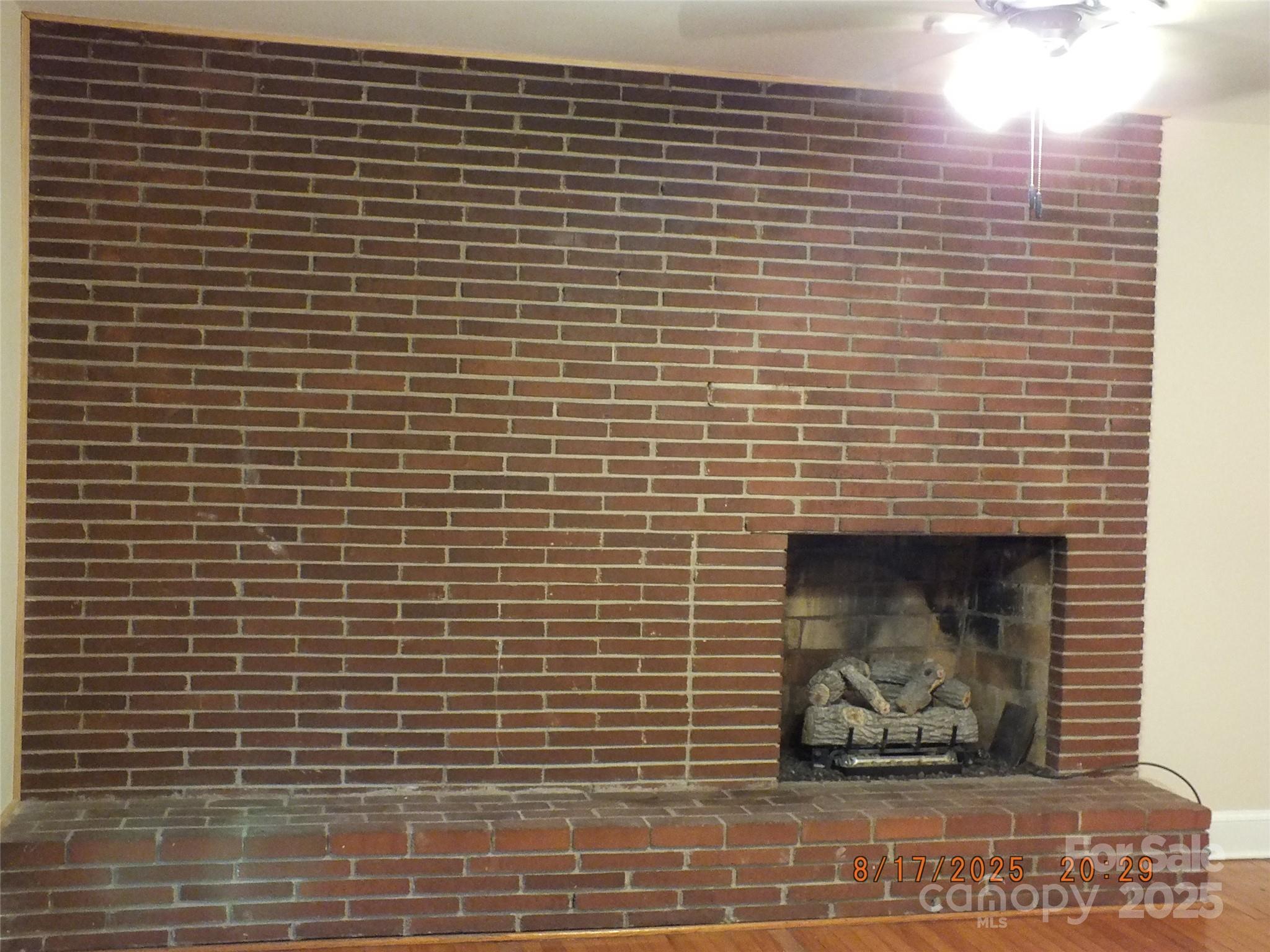 414 Springs Street — Lancaster
