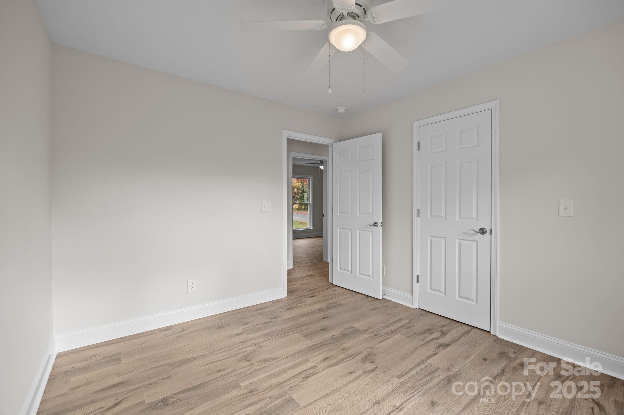 1280 N Shaver Street — Salisbury