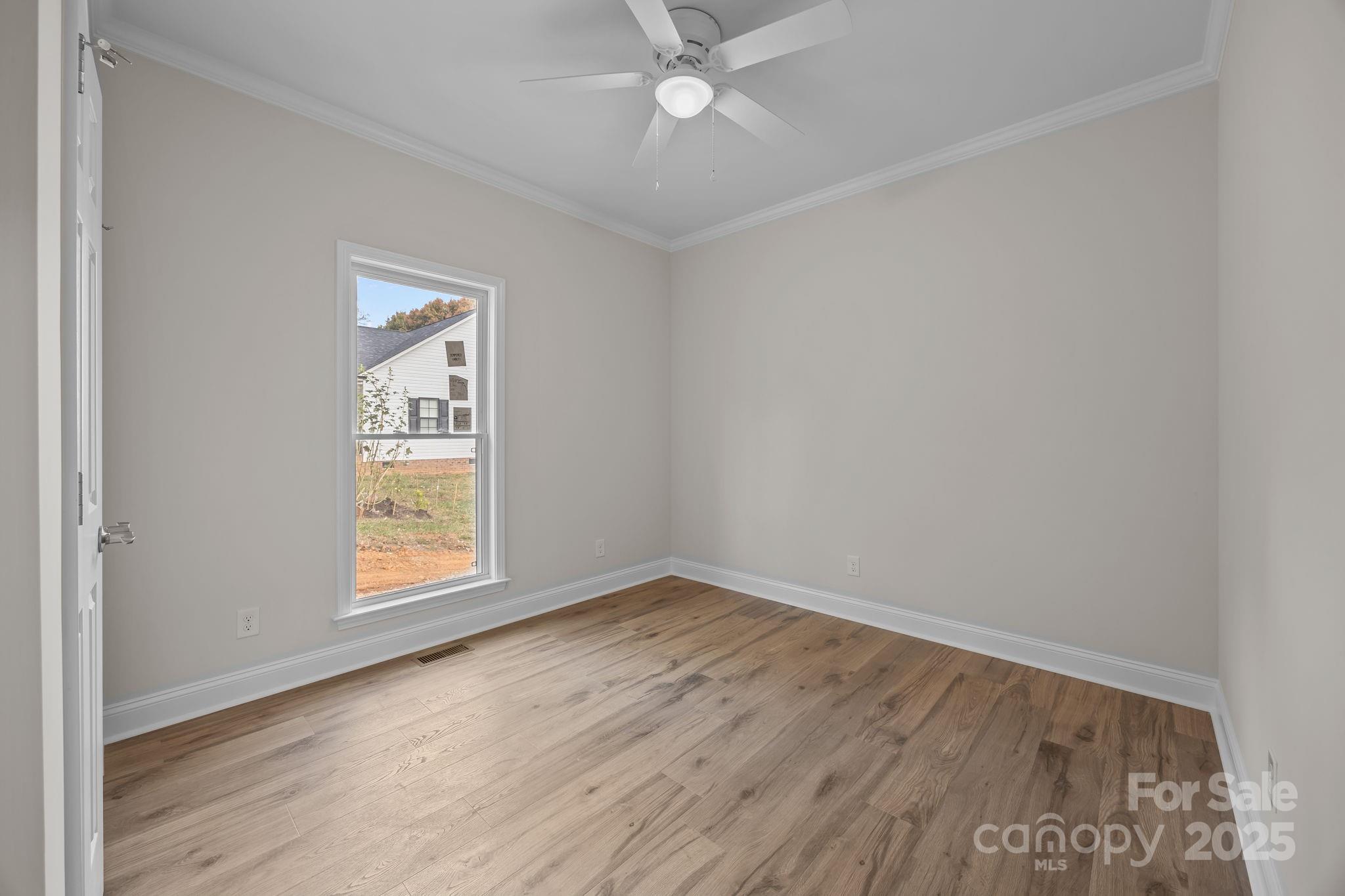 1270 N Shaver Street — Salisbury