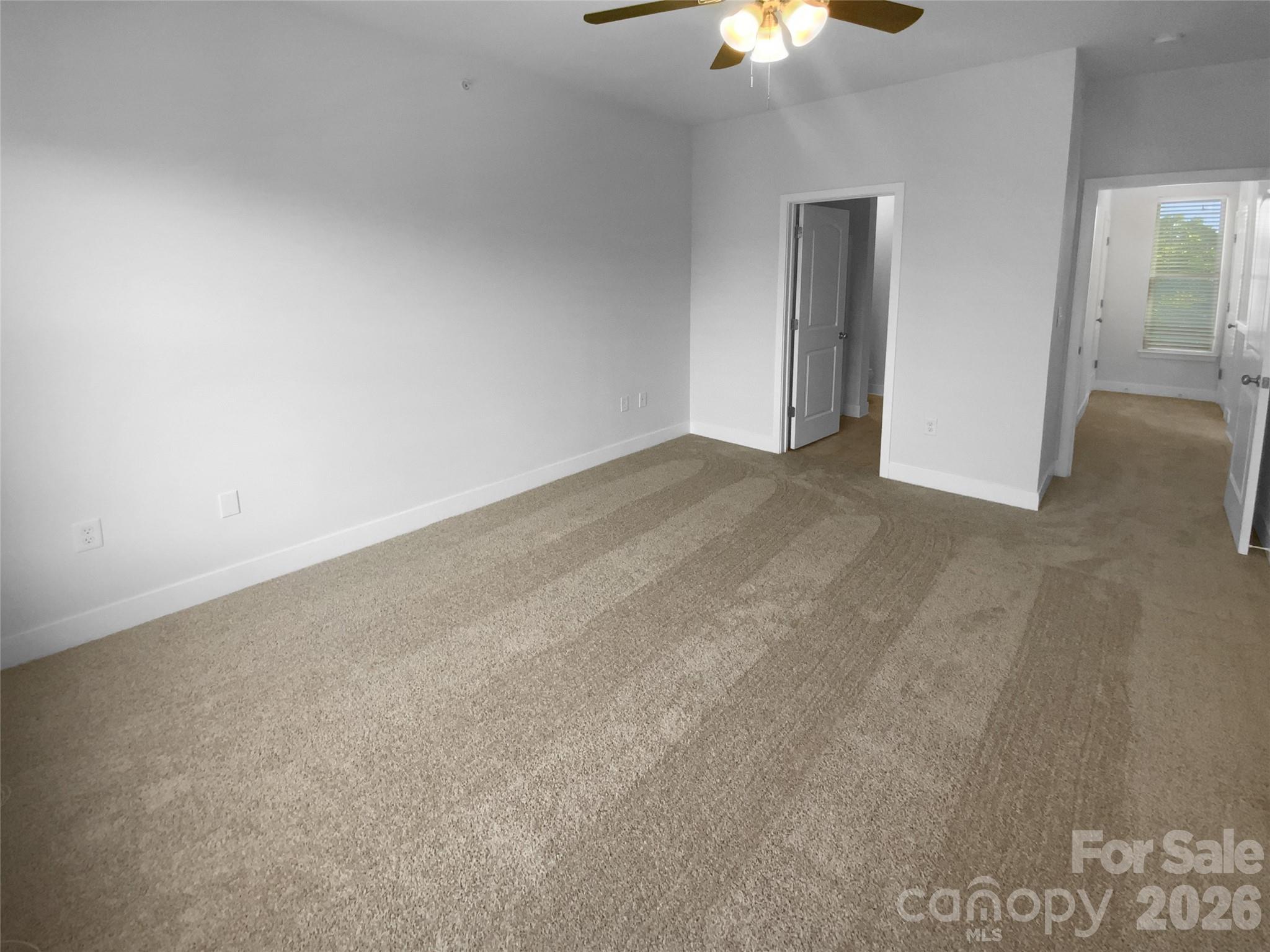 1031 Skyline View Way — Charlotte