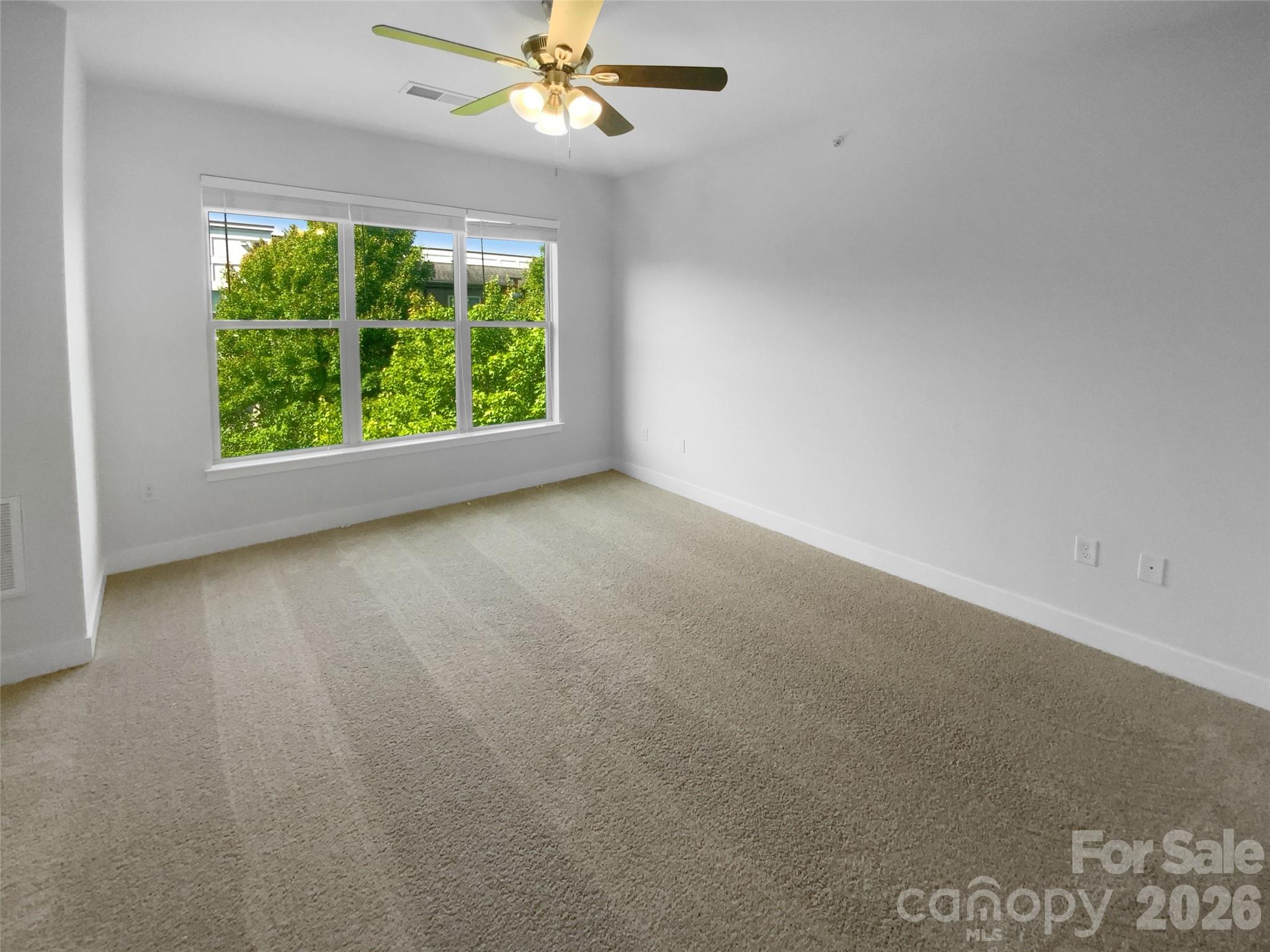 1031 Skyline View Way — Charlotte