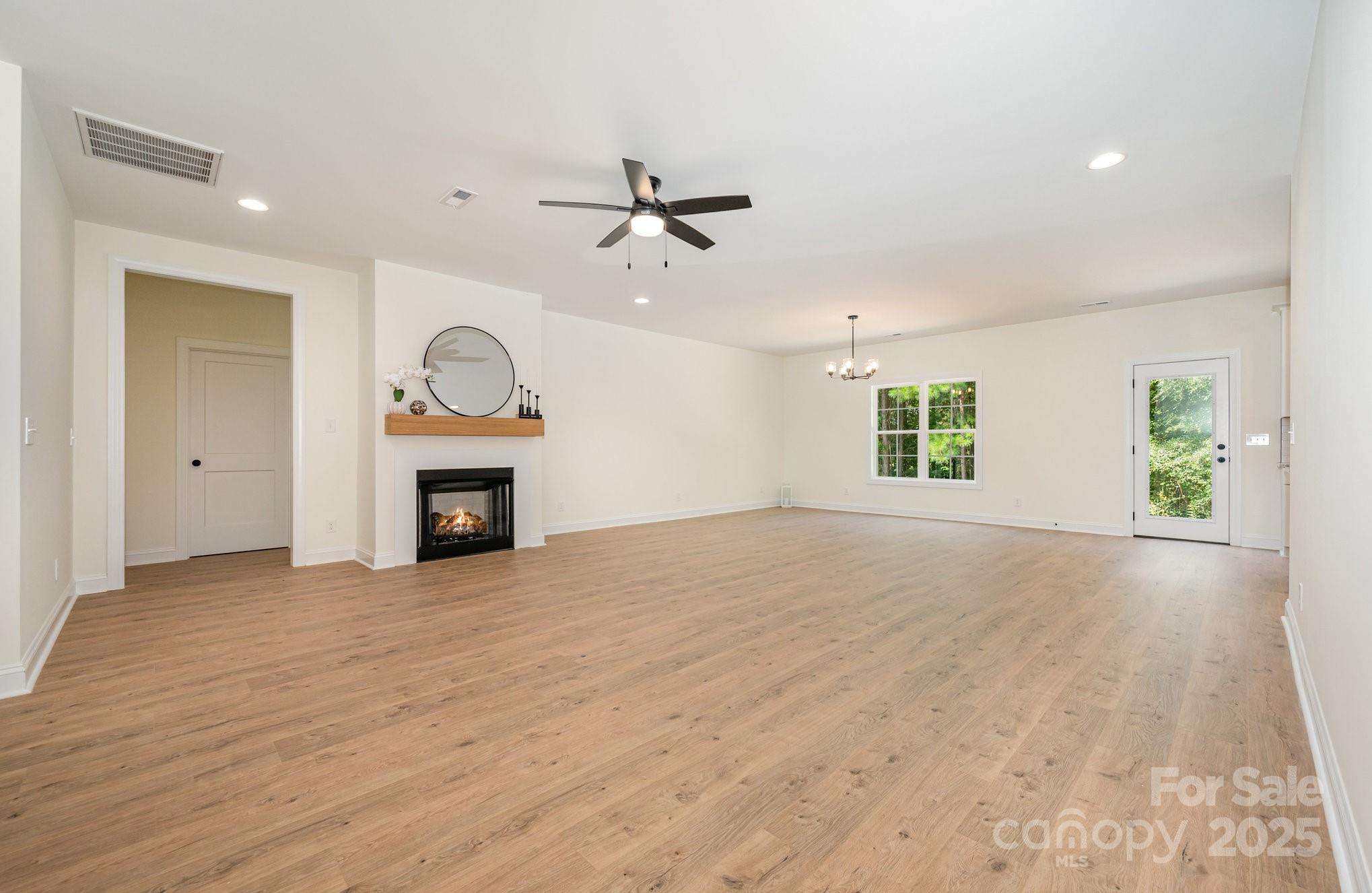 1105 Rudder Circle — Salisbury