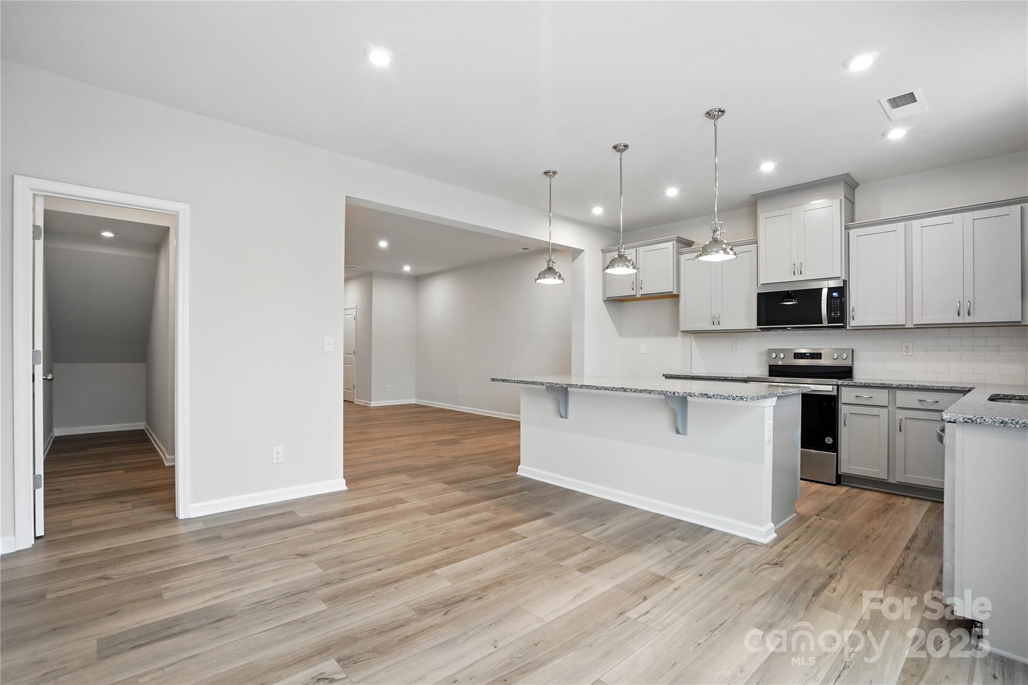 636 Cassidy Court — Clover
