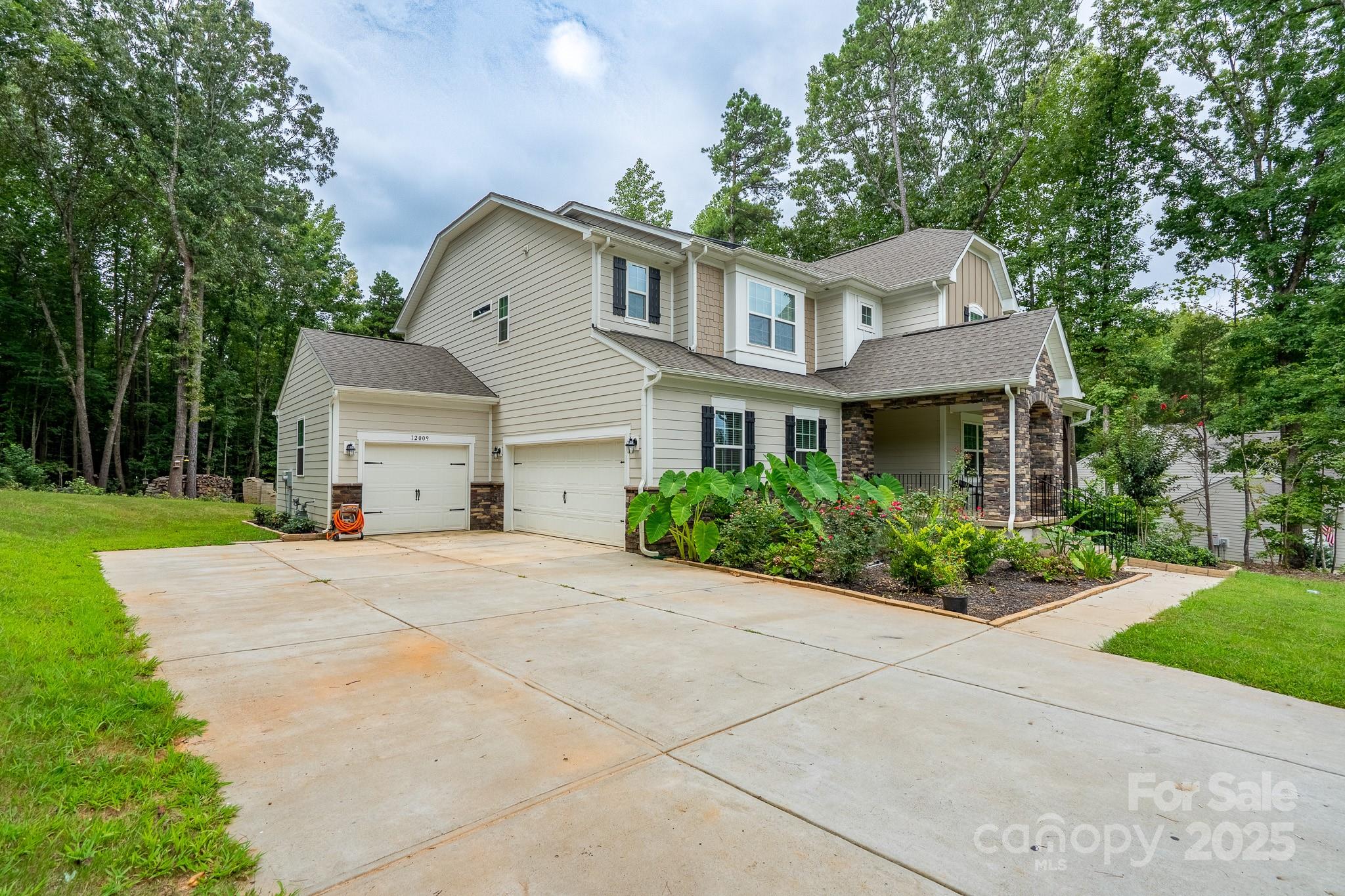 12009 Wild Ginger Lane — Charlotte