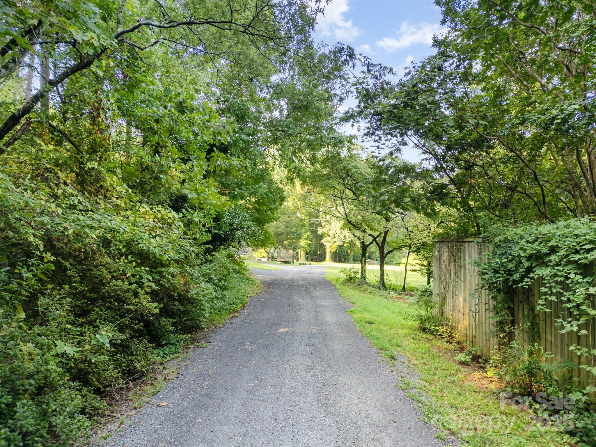 1932 Slater Road — Charlotte