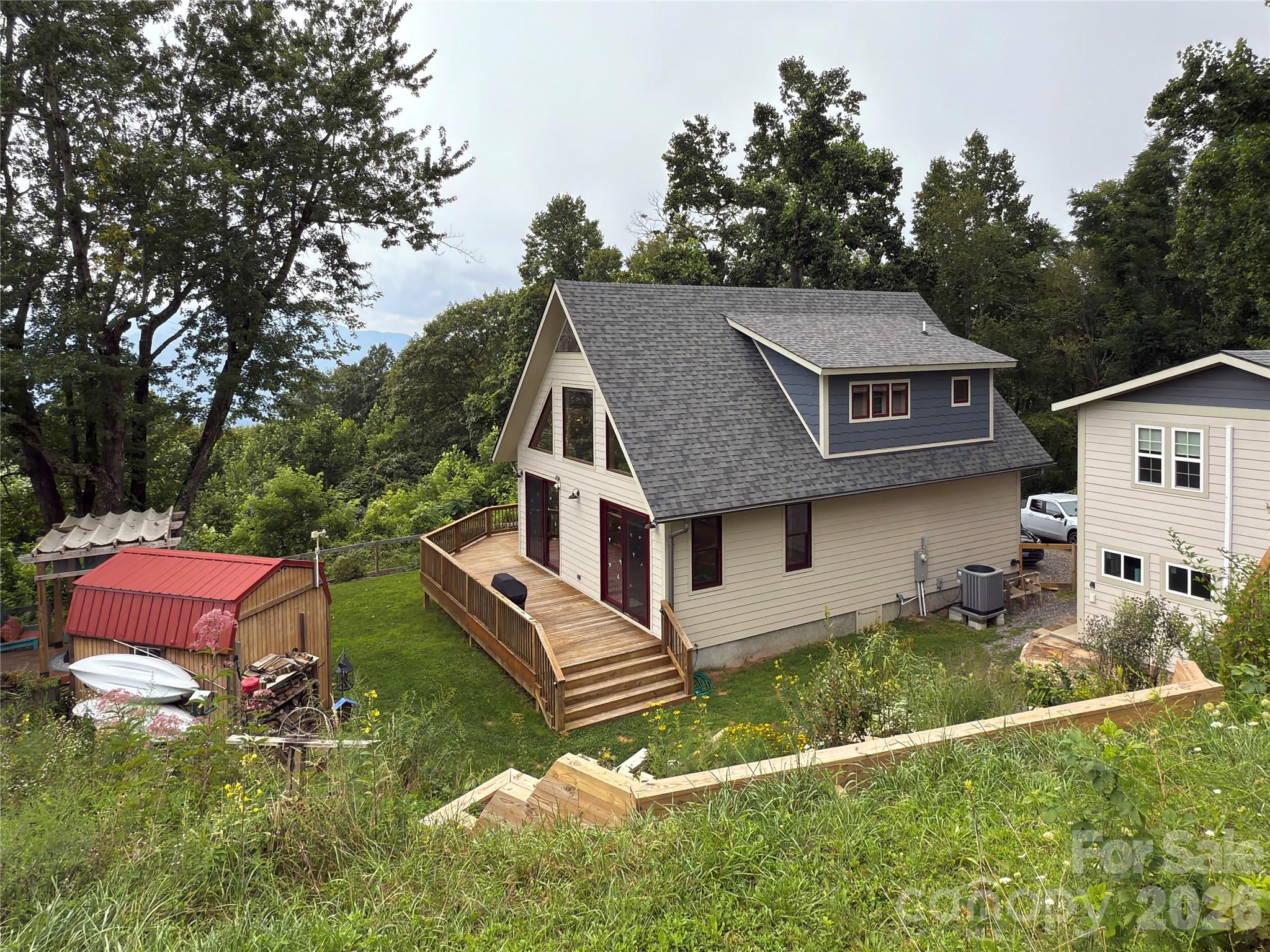 1856 Cabbage Patch Road — Burnsville