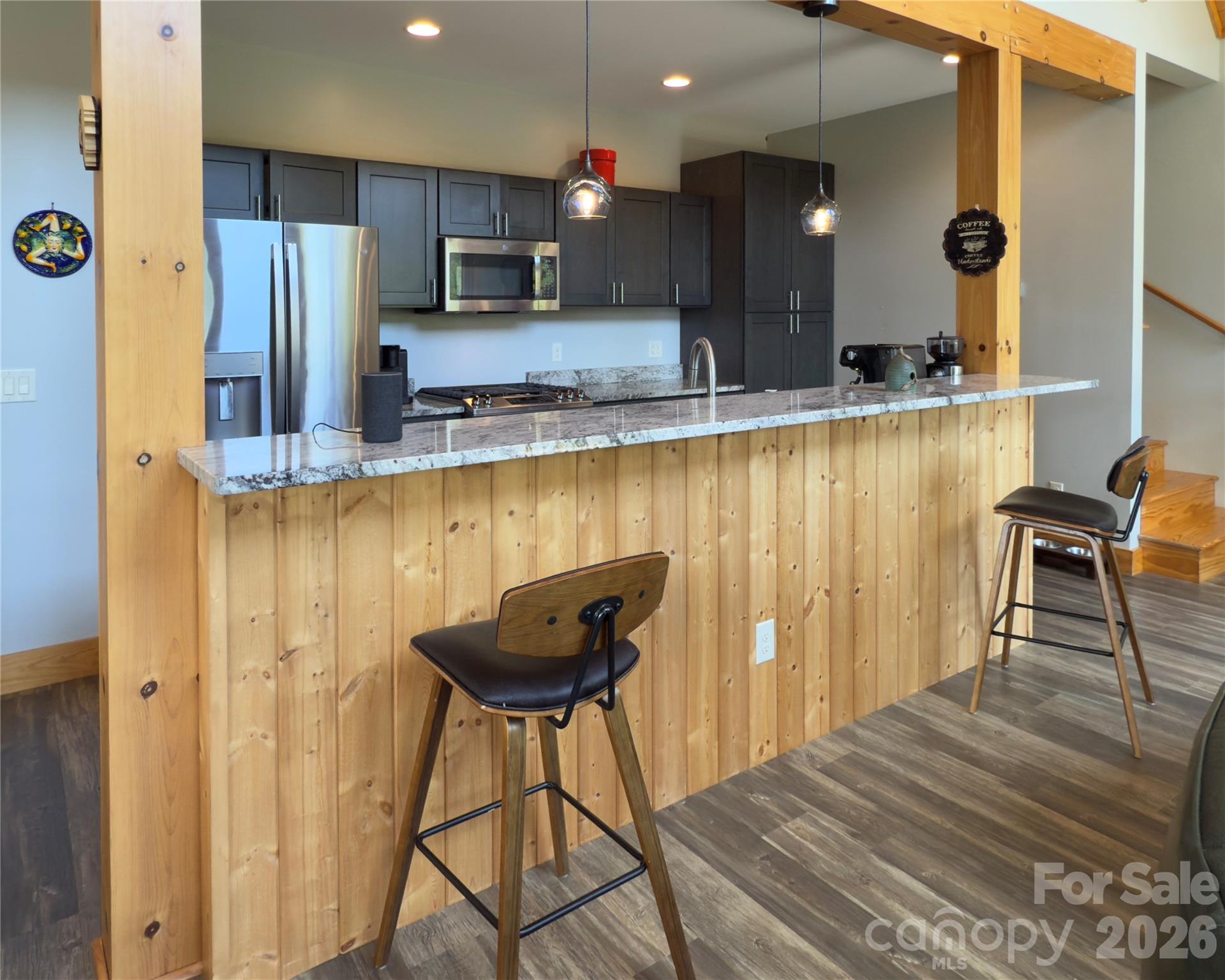 1856 Cabbage Patch Road — Burnsville