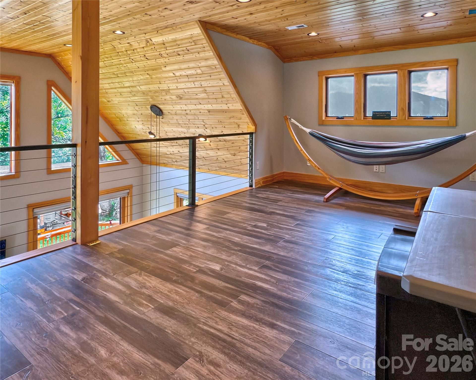 1856 Cabbage Patch Road — Burnsville