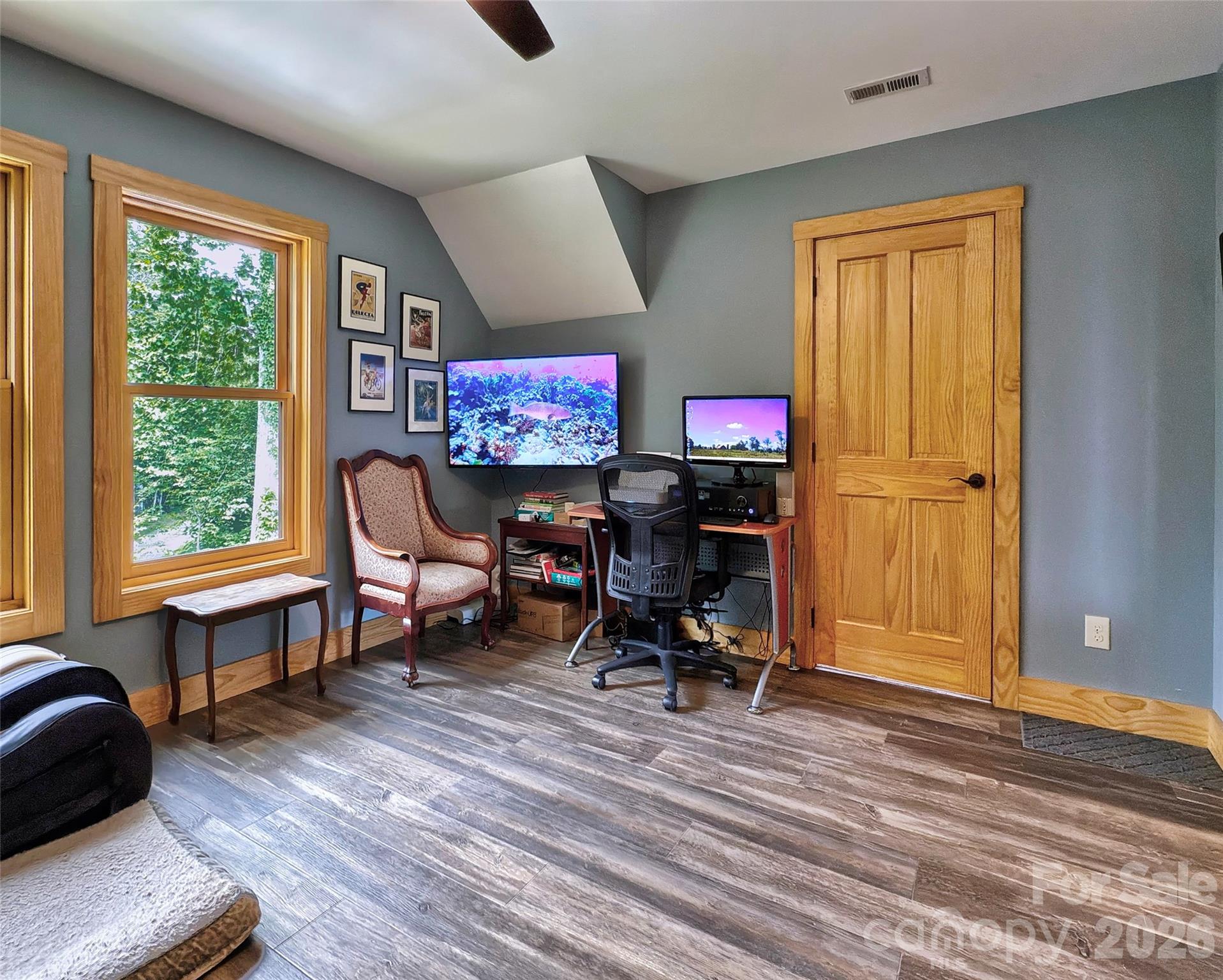 1856 Cabbage Patch Road — Burnsville