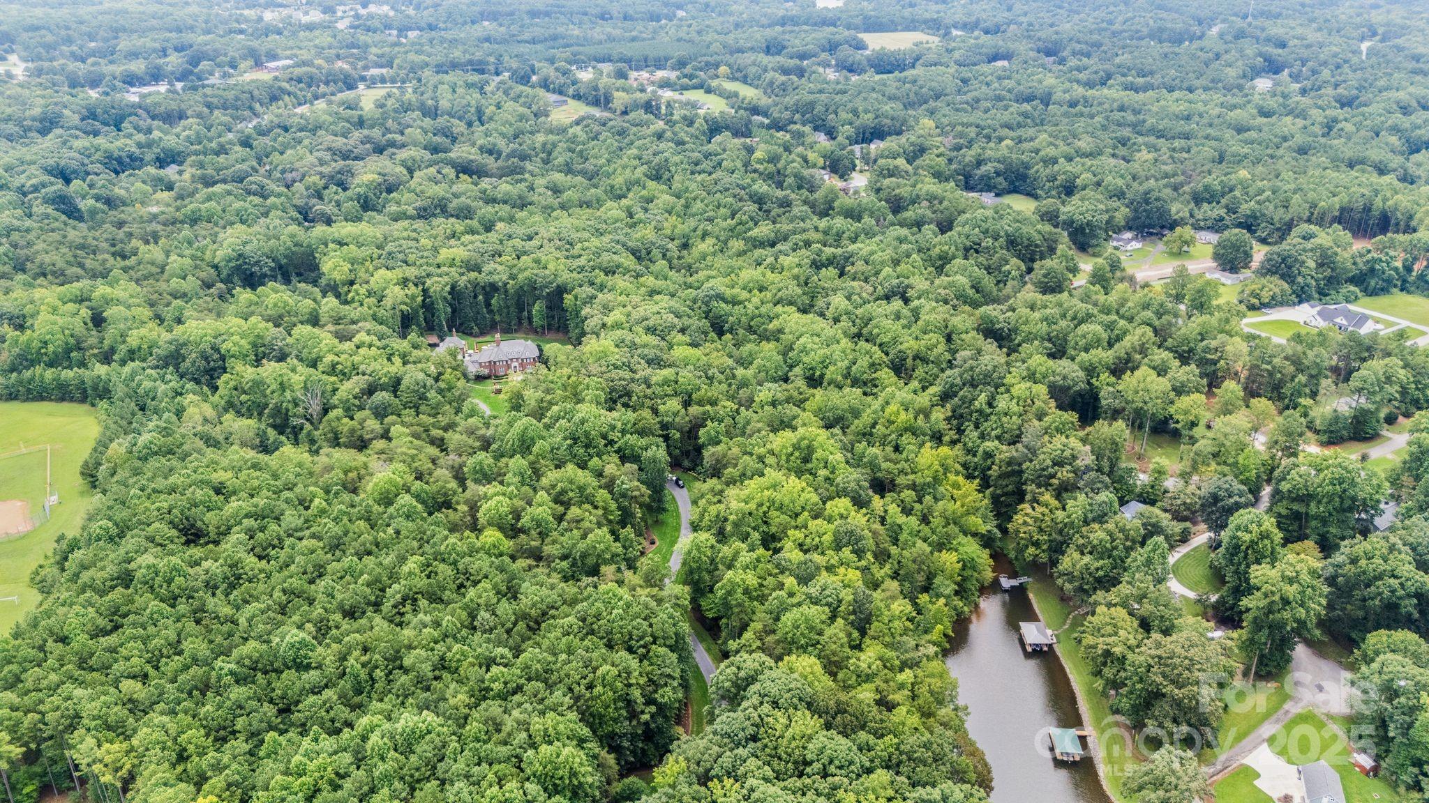 440 Beech Tree Road — Mooresville