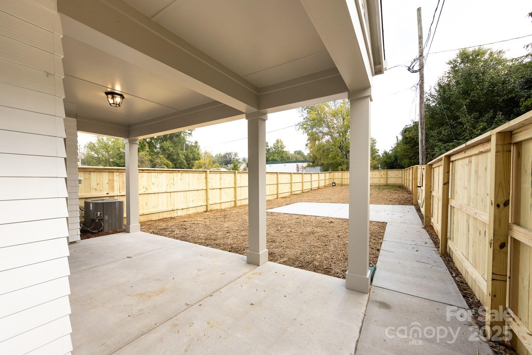 231 Hoskins Avenue Drive — Charlotte