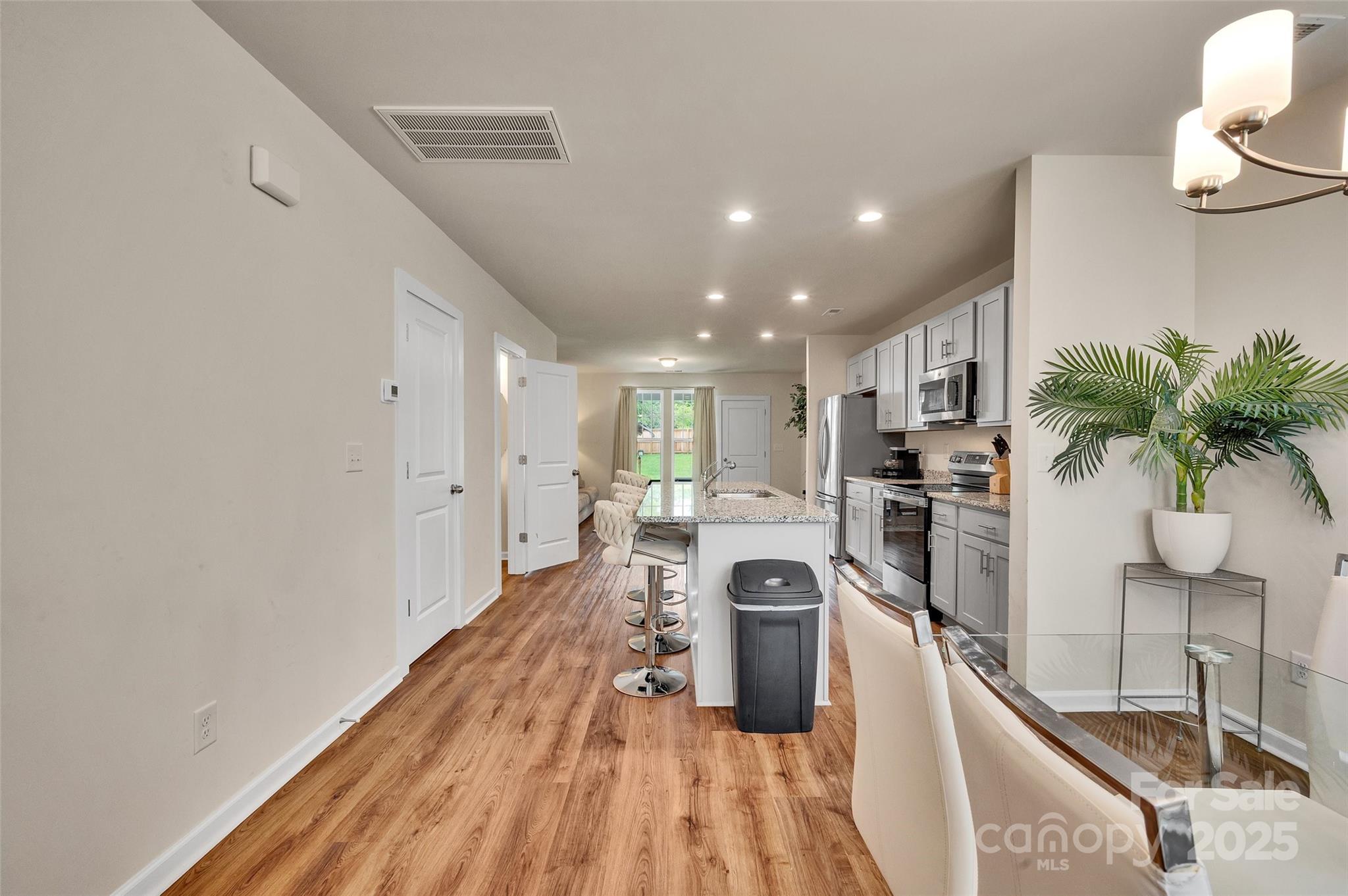 231 Hoskins Avenue Drive — Charlotte