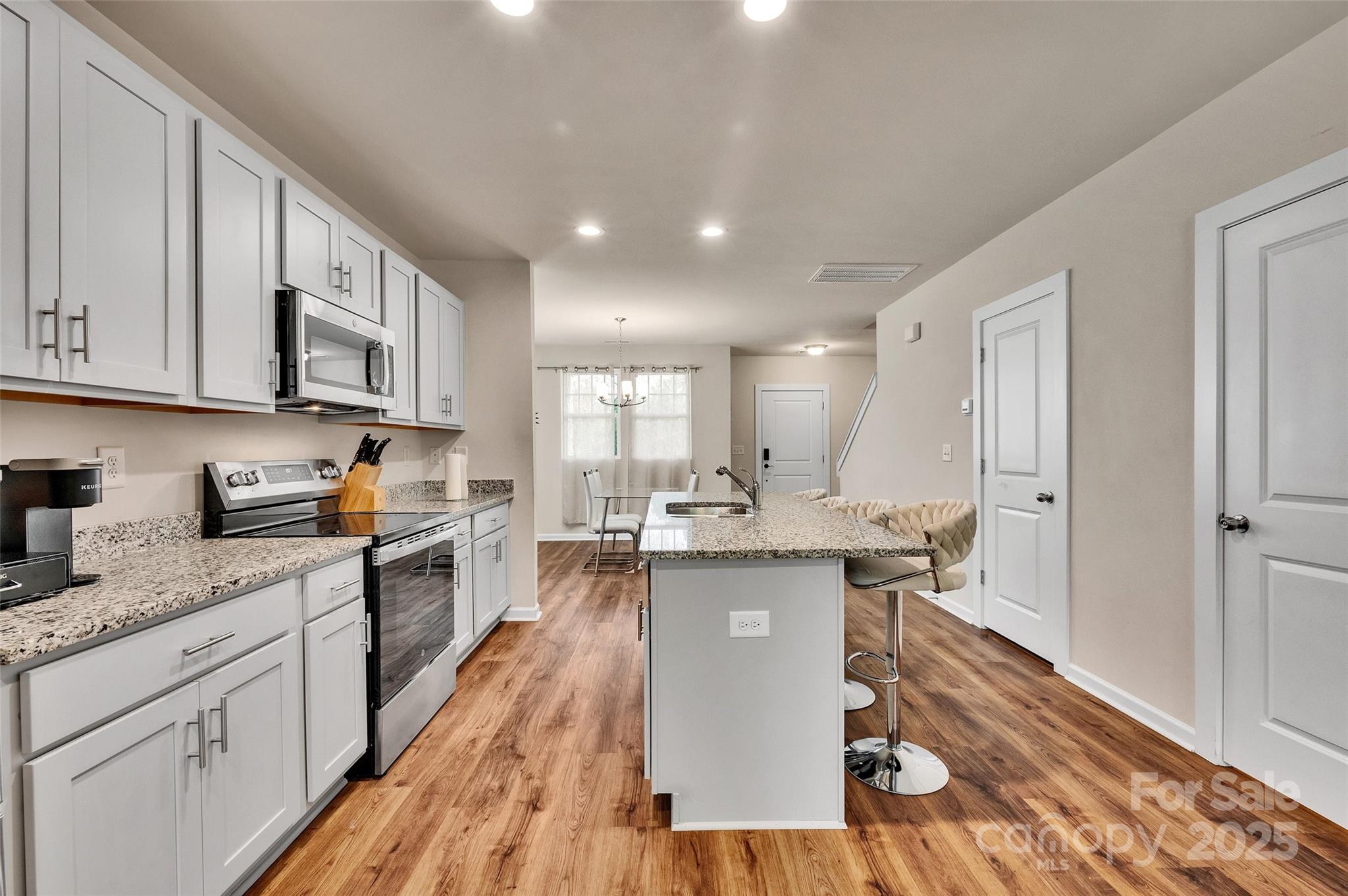 231 Hoskins Avenue Drive — Charlotte