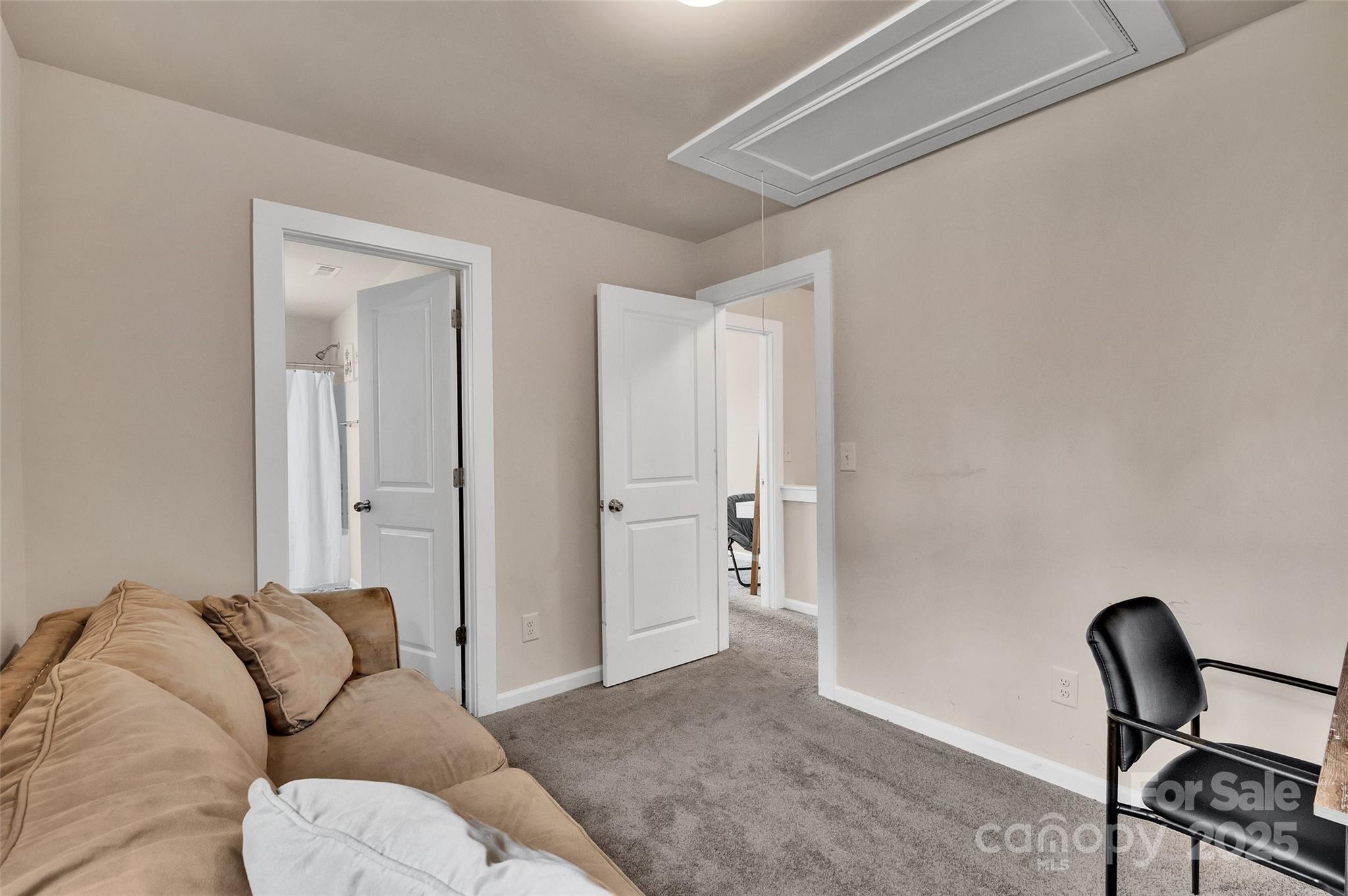 231 Hoskins Avenue Drive — Charlotte
