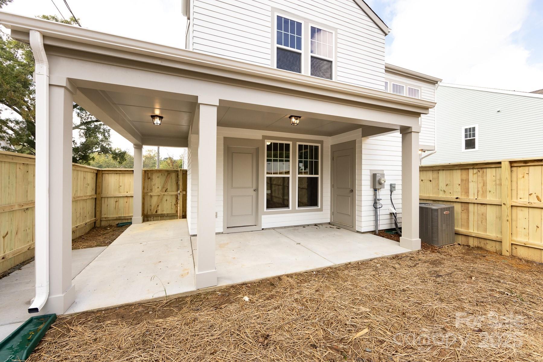 231 Hoskins Avenue Drive — Charlotte