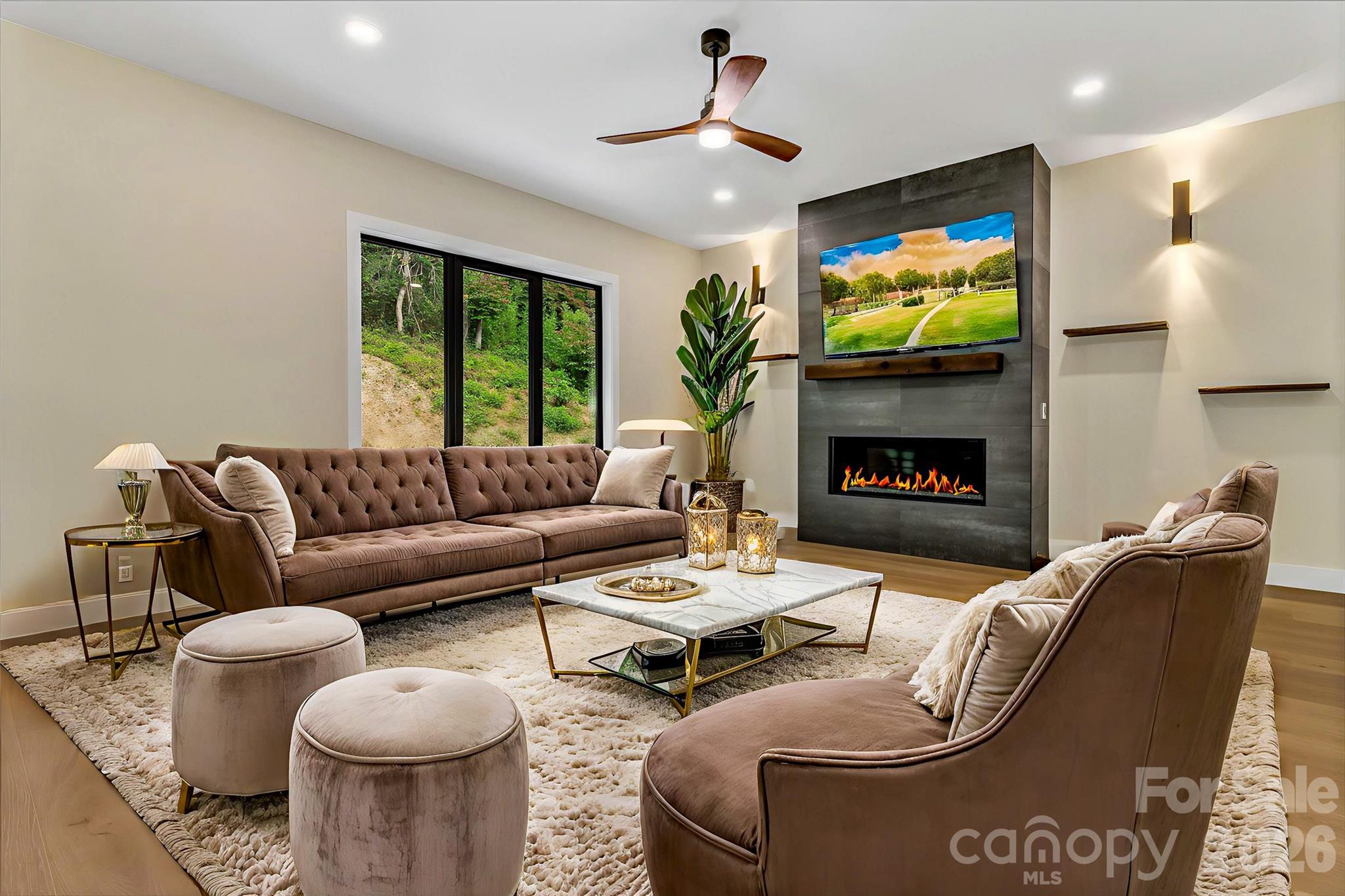 63 Winding Ridge Road — Fairview