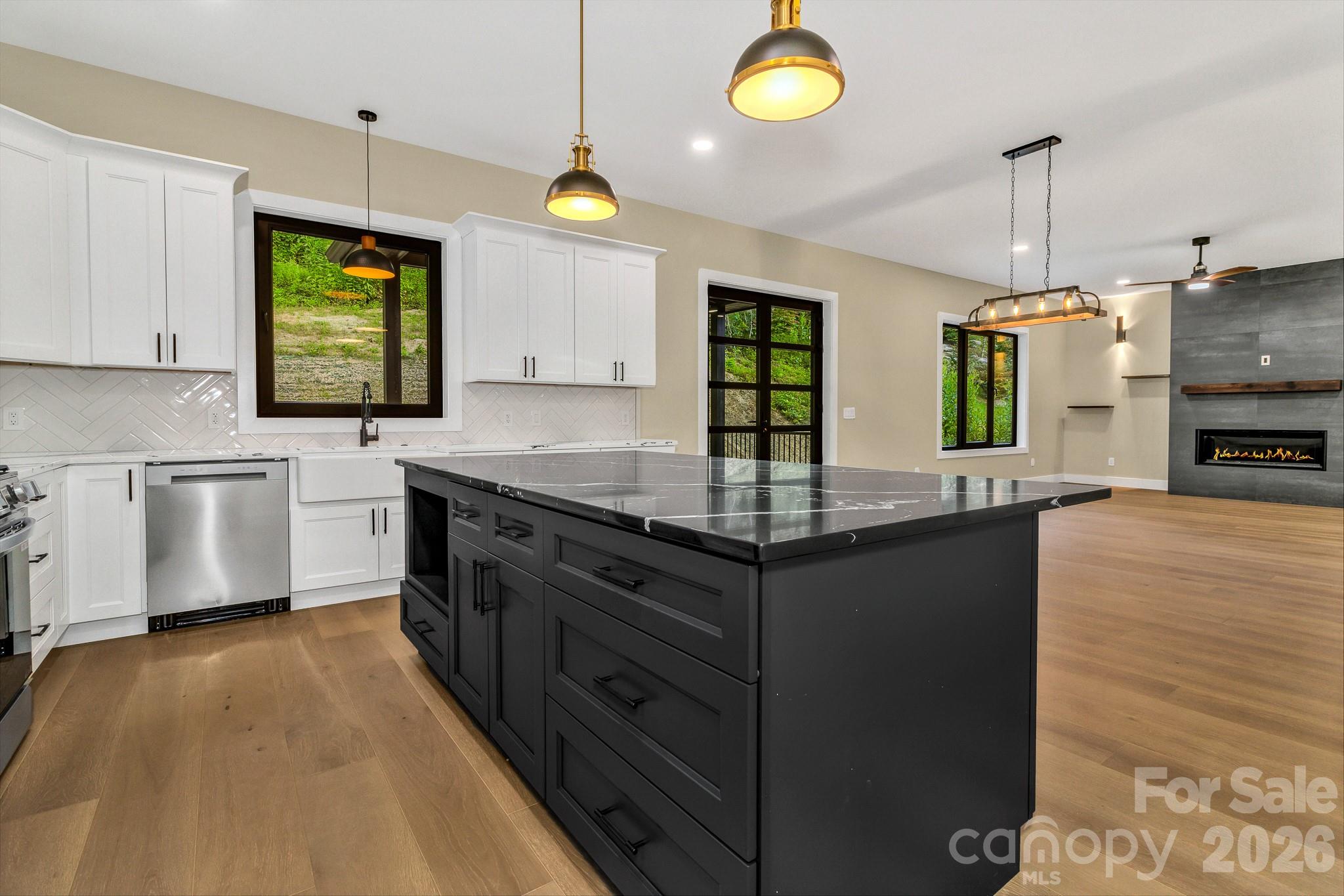 63 Winding Ridge Road — Fairview
