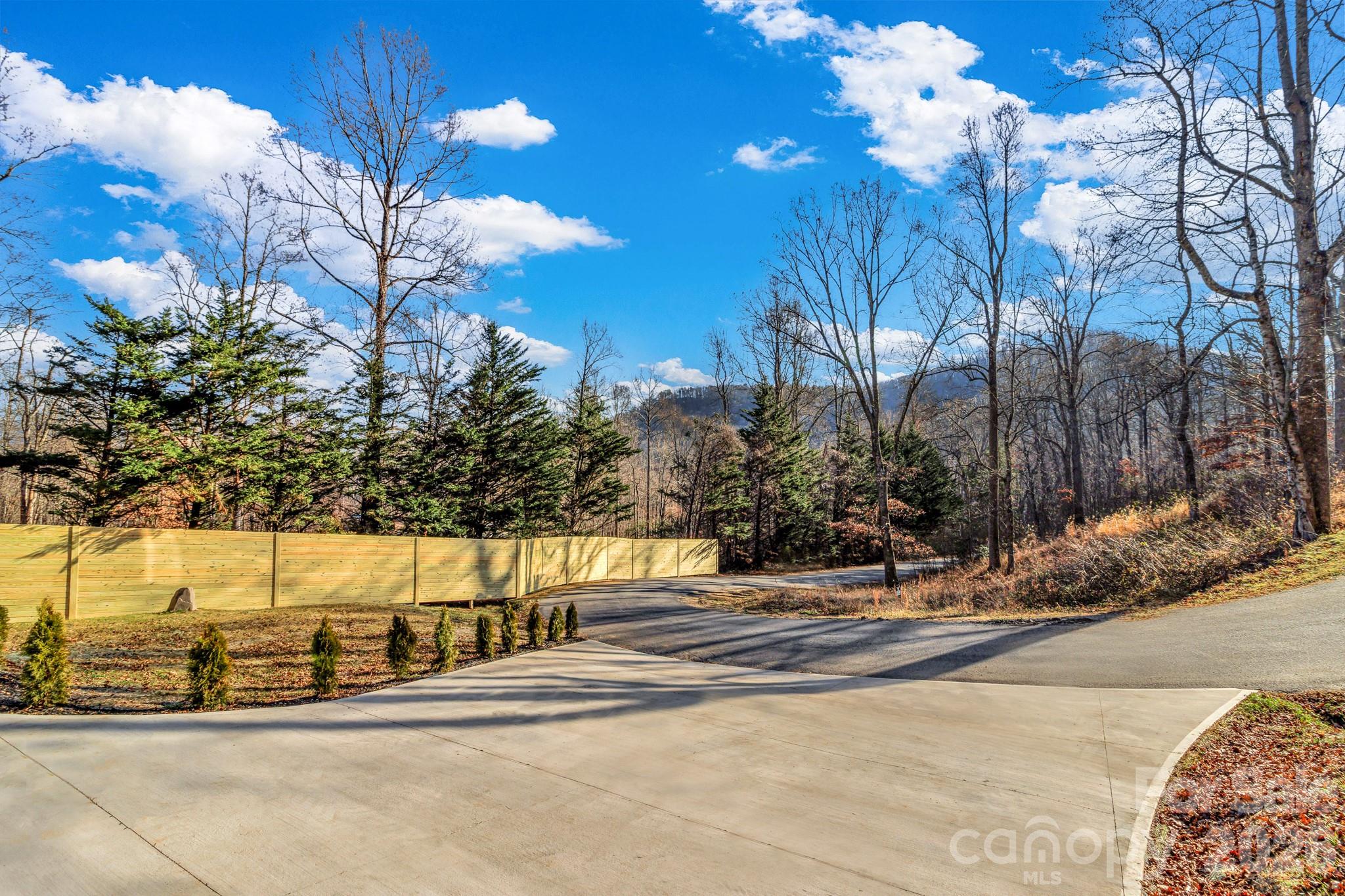 63 Winding Ridge Road — Fairview