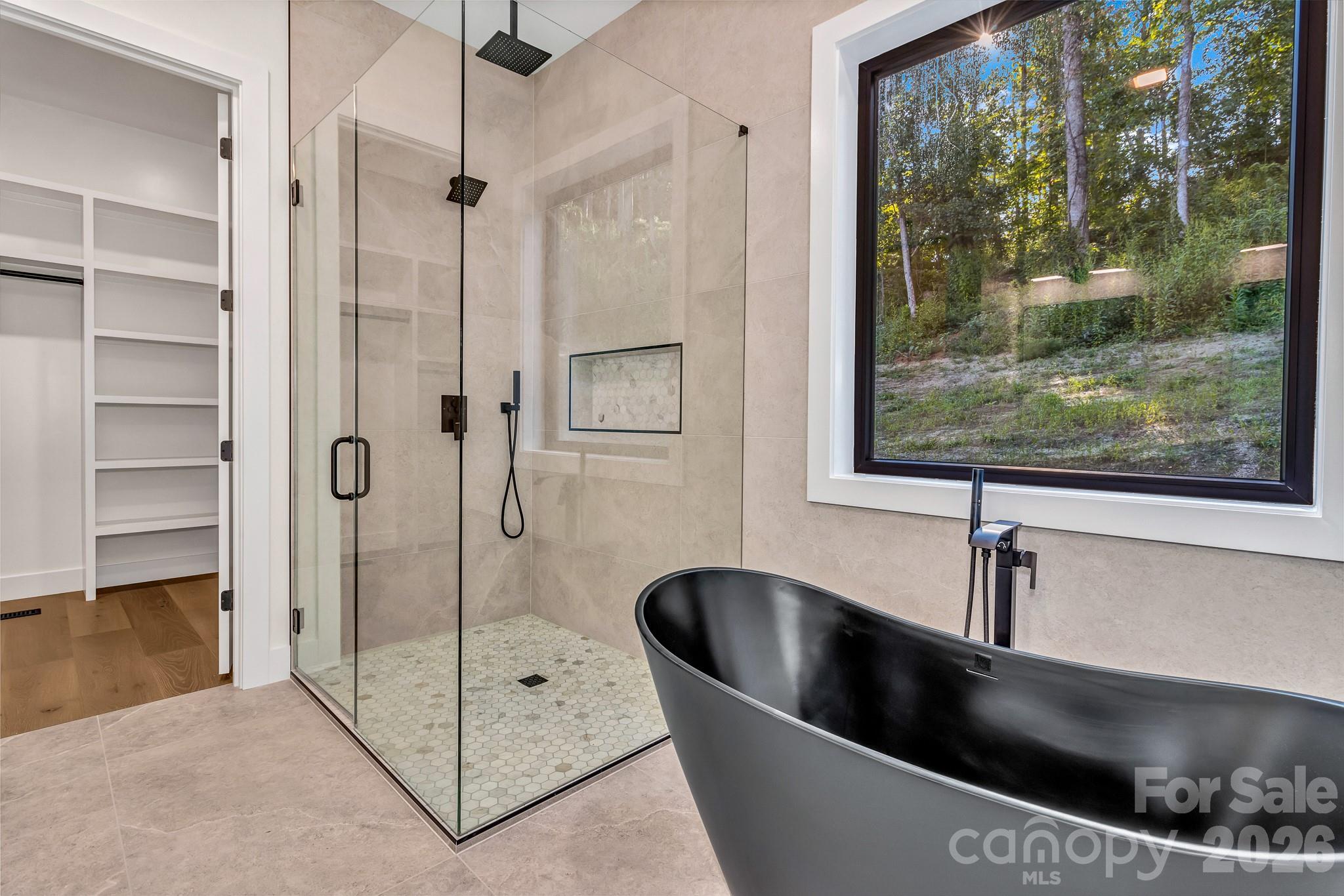 63 Winding Ridge Road — Fairview
