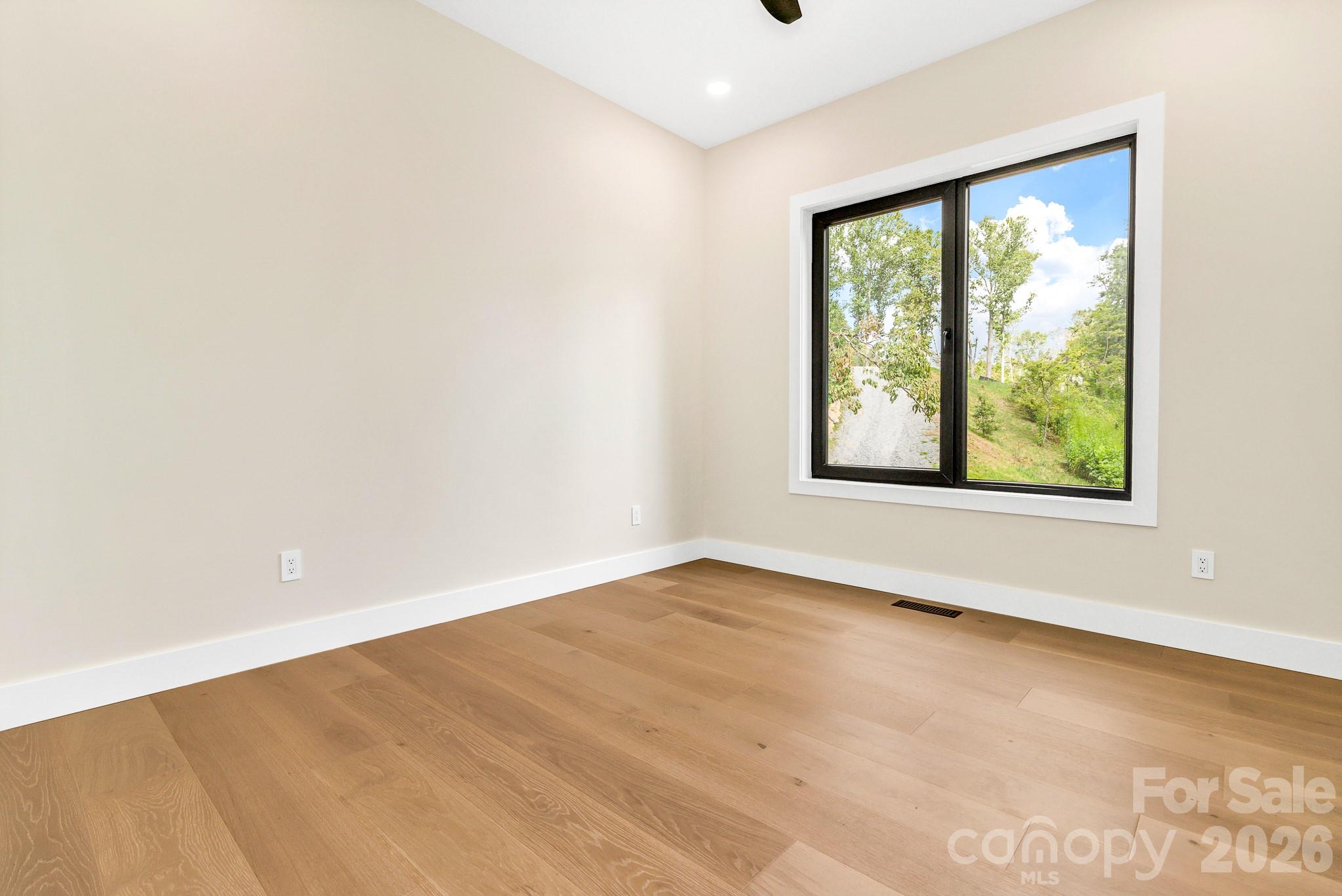 63 Winding Ridge Road — Fairview
