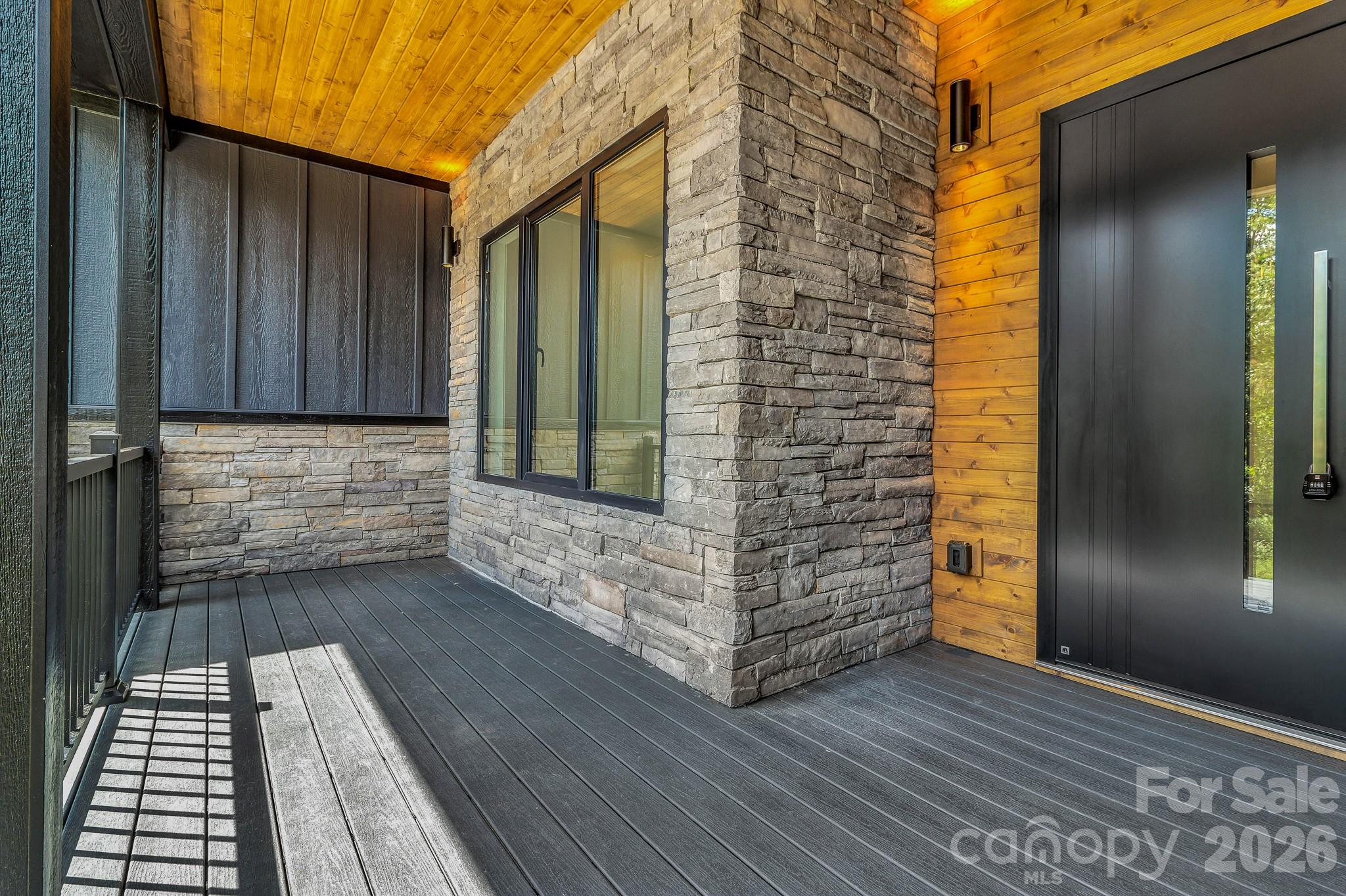 63 Winding Ridge Road — Fairview