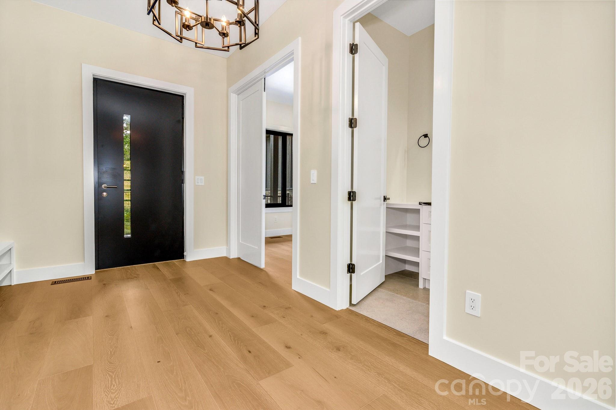 63 Winding Ridge Road — Fairview