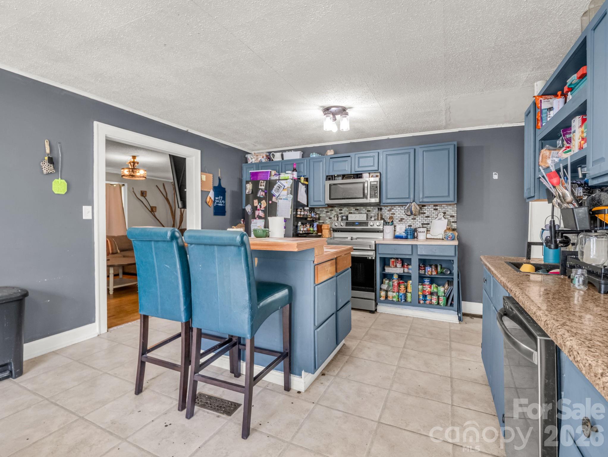 60 Zion Hill Road — Marion