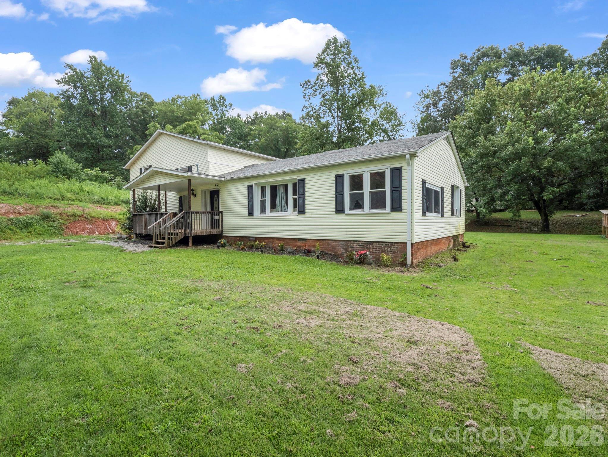 60 Zion Hill Road — Marion