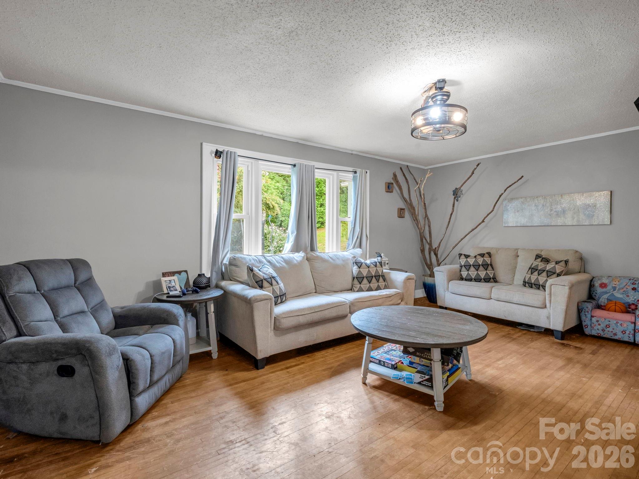 60 Zion Hill Road — Marion