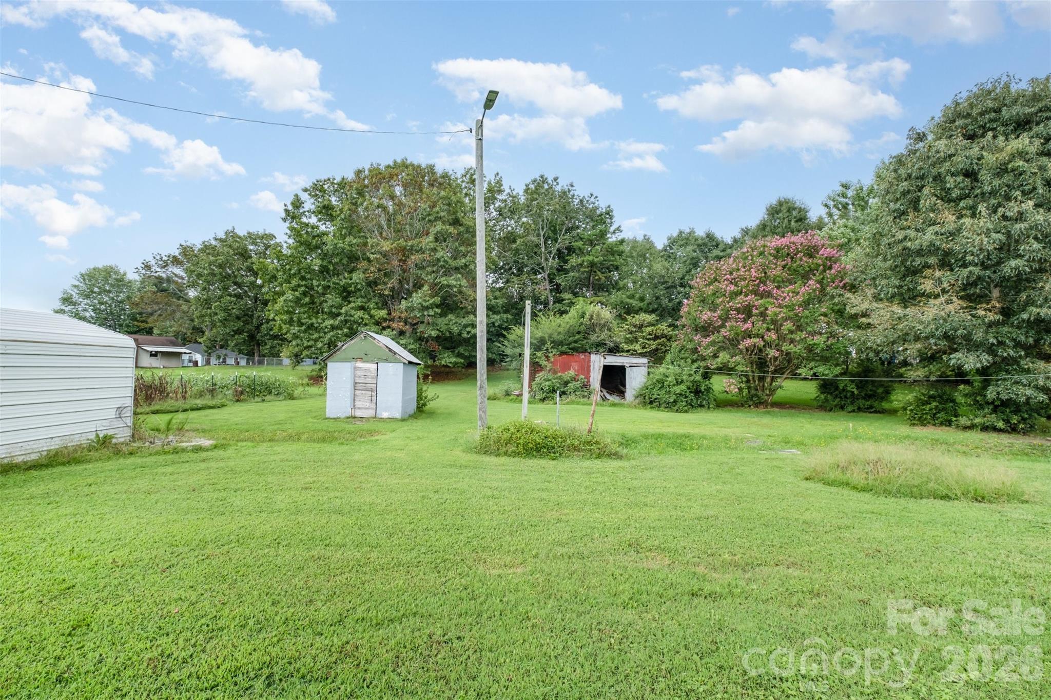 3948 Main Avenue Drive NW — Hickory
