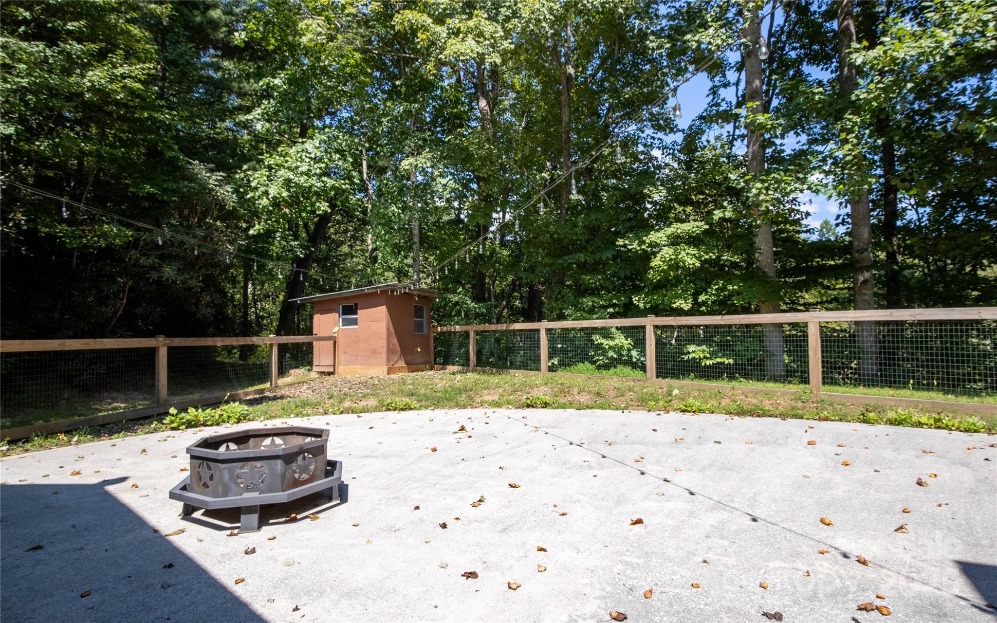 2038 Toms Creek Road — Marion