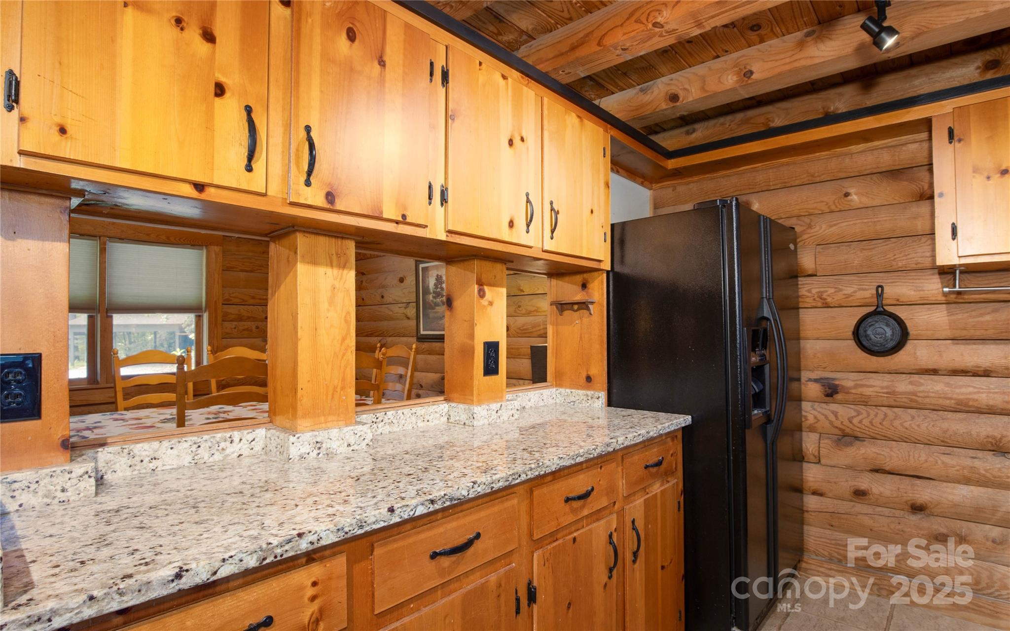 2038 Toms Creek Road — Marion