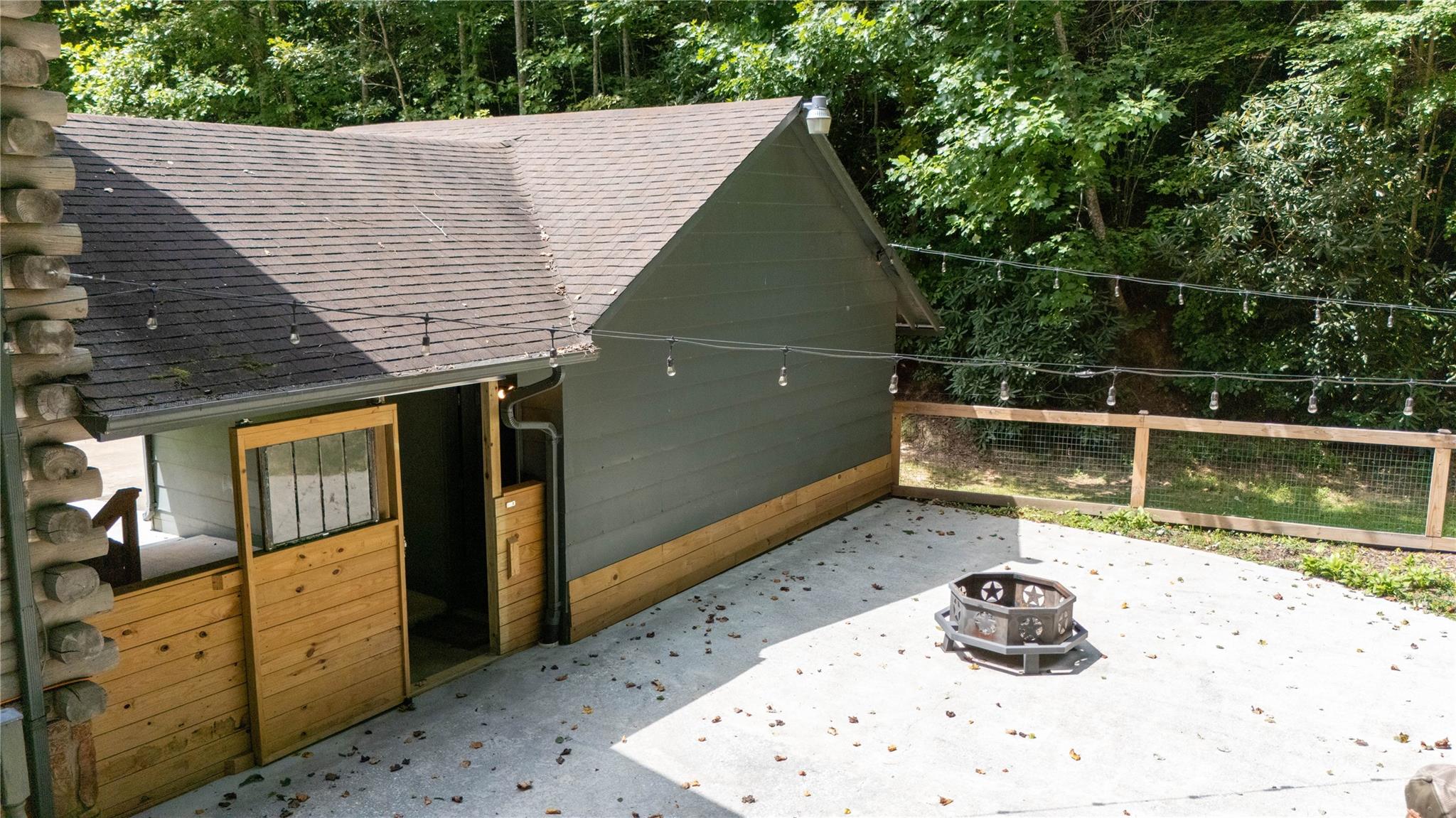 2038 Toms Creek Road — Marion