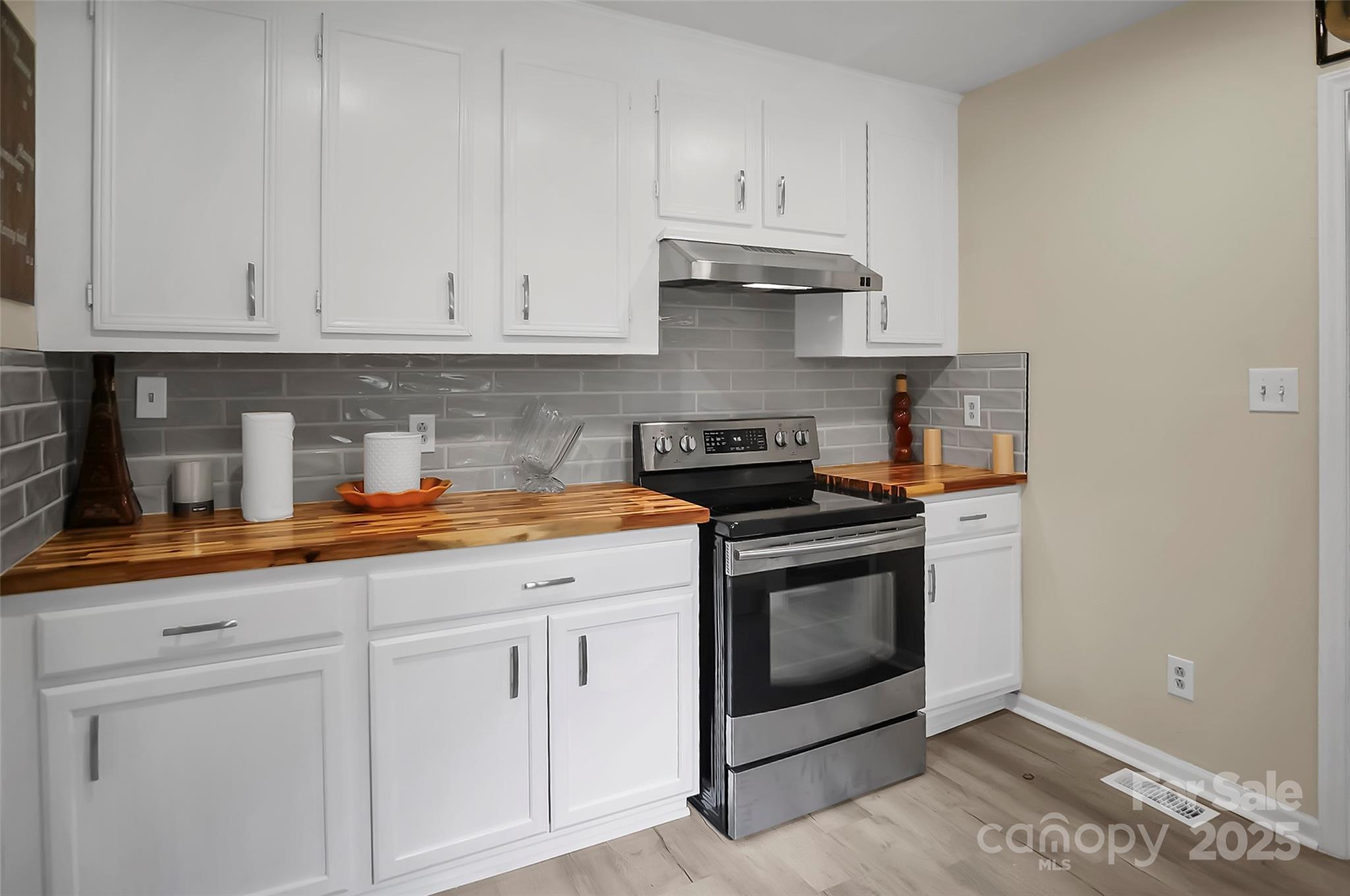6316 Hill Gates Trail — Cherryville