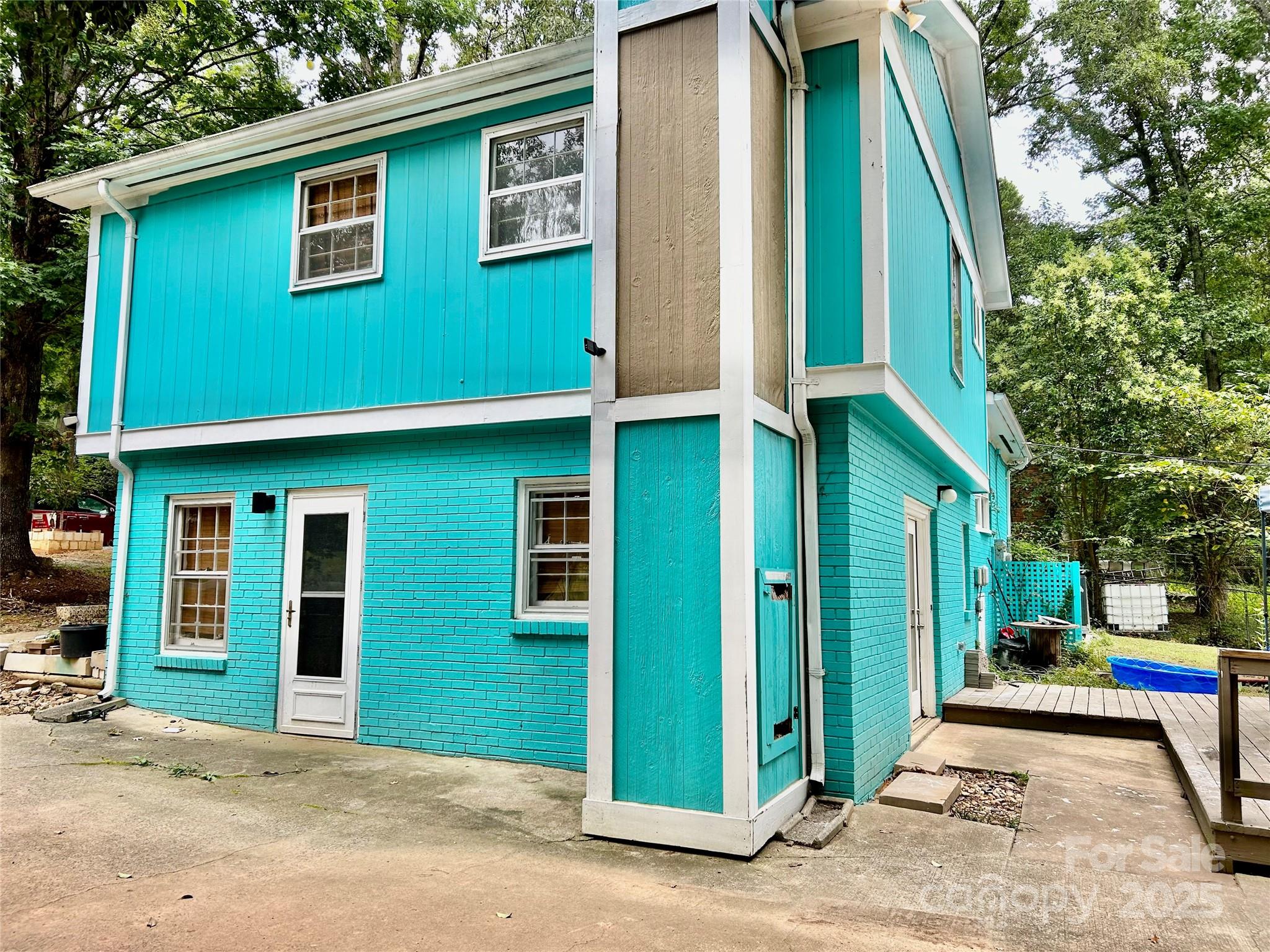 6708 Lynmont Drive — Charlotte