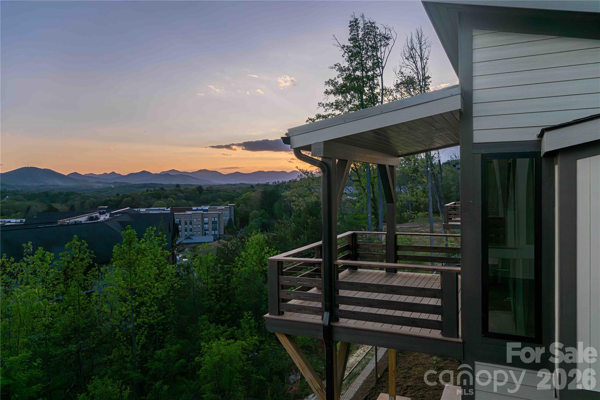 608 Storybook Villas Trail — Asheville