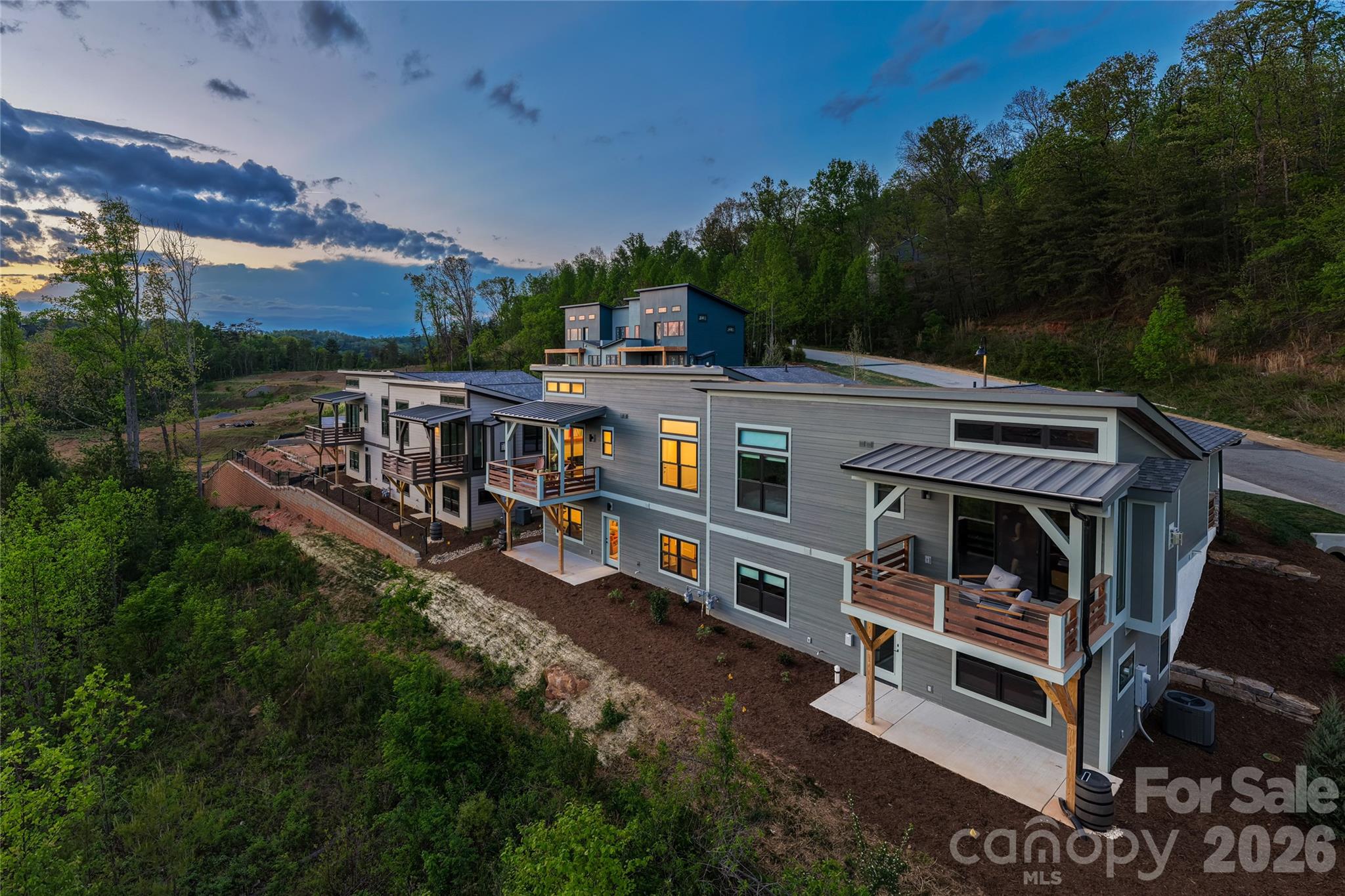 608 Storybook Villas Trail — Asheville