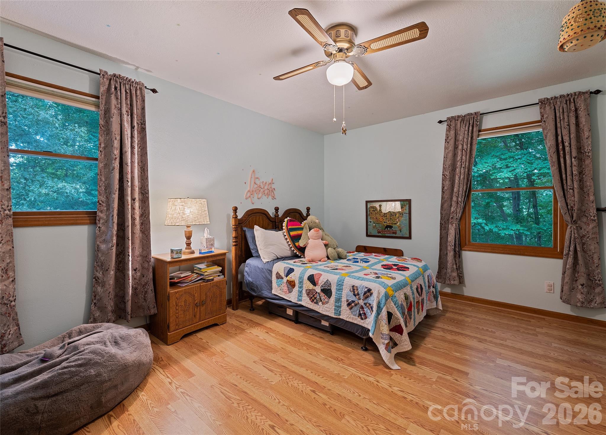 400 Sunset Heights — Canton