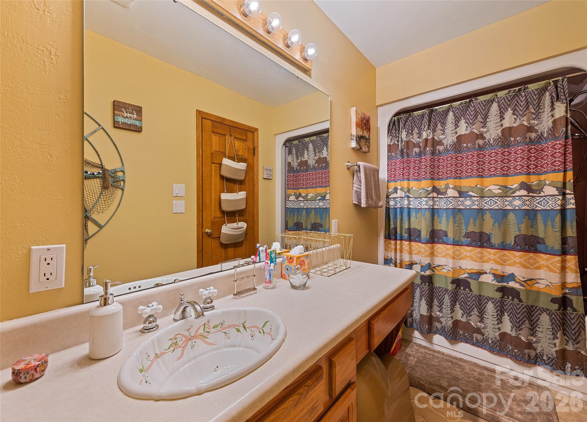 400 Sunset Heights — Canton